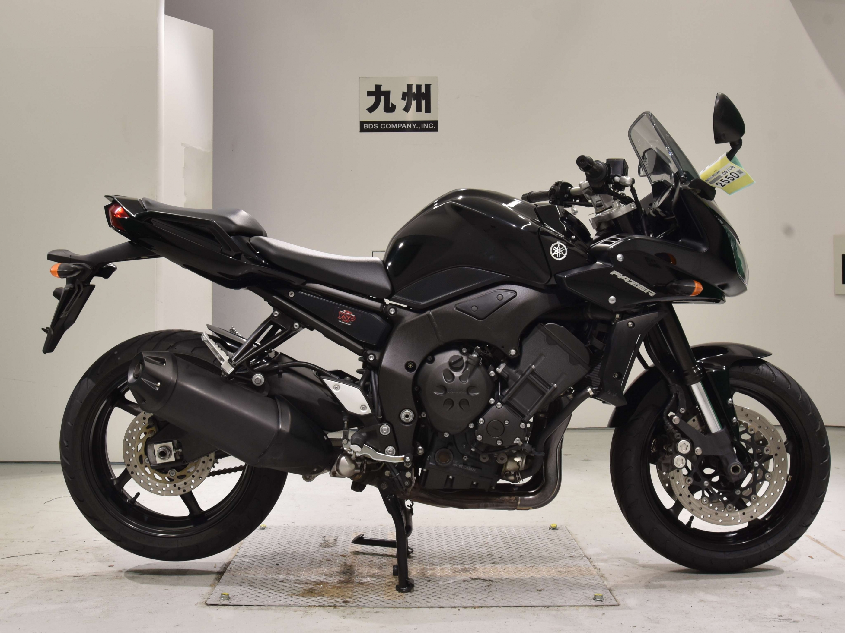 Купить мотоцикл Yamaha FZ-1 Fazer 2011 фото 2