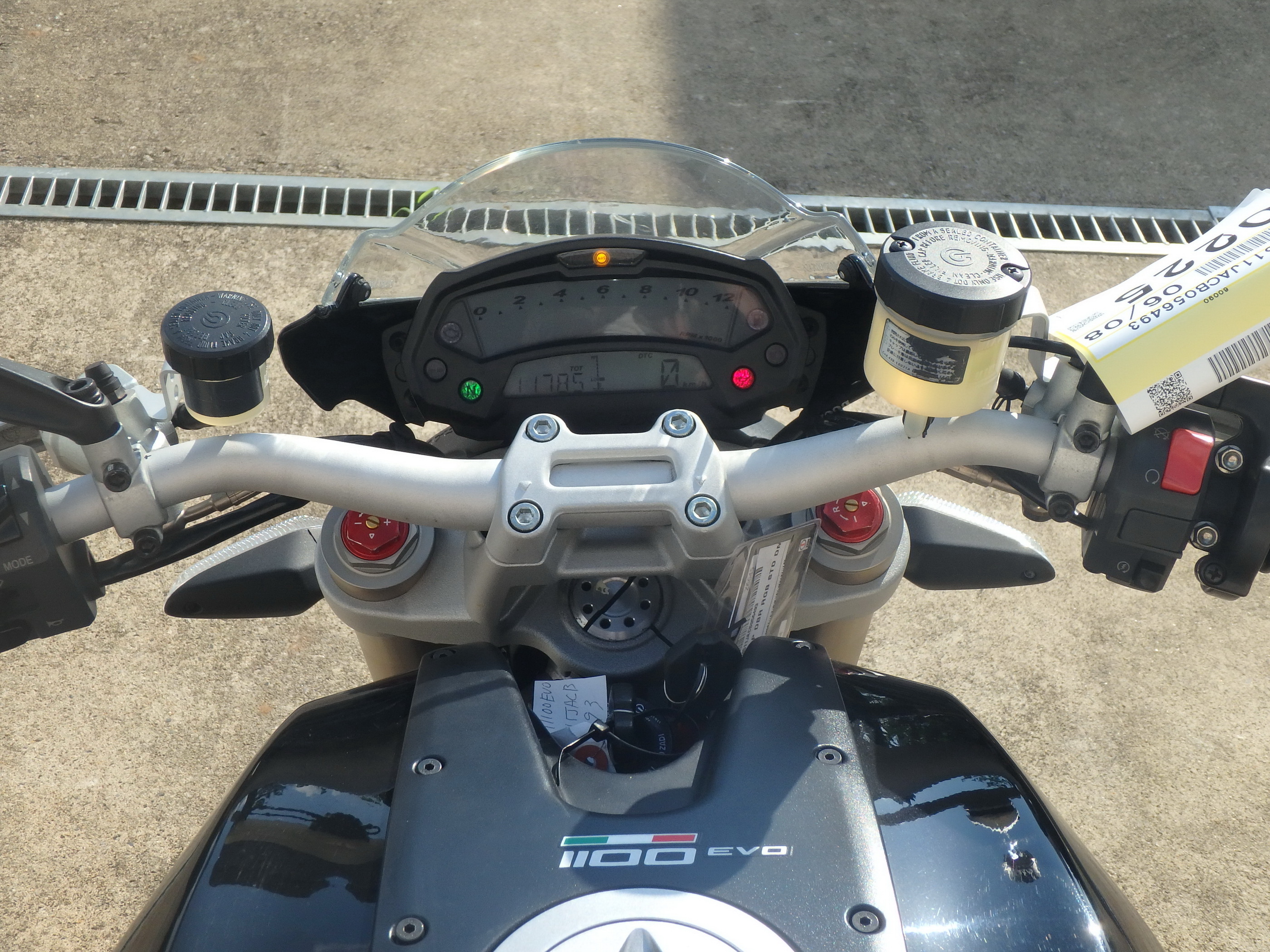 Купить мотоцикл Ducati Monster1100 EVO M1100 2012 фото 21