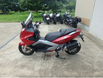     Gilera GP800 2008  12