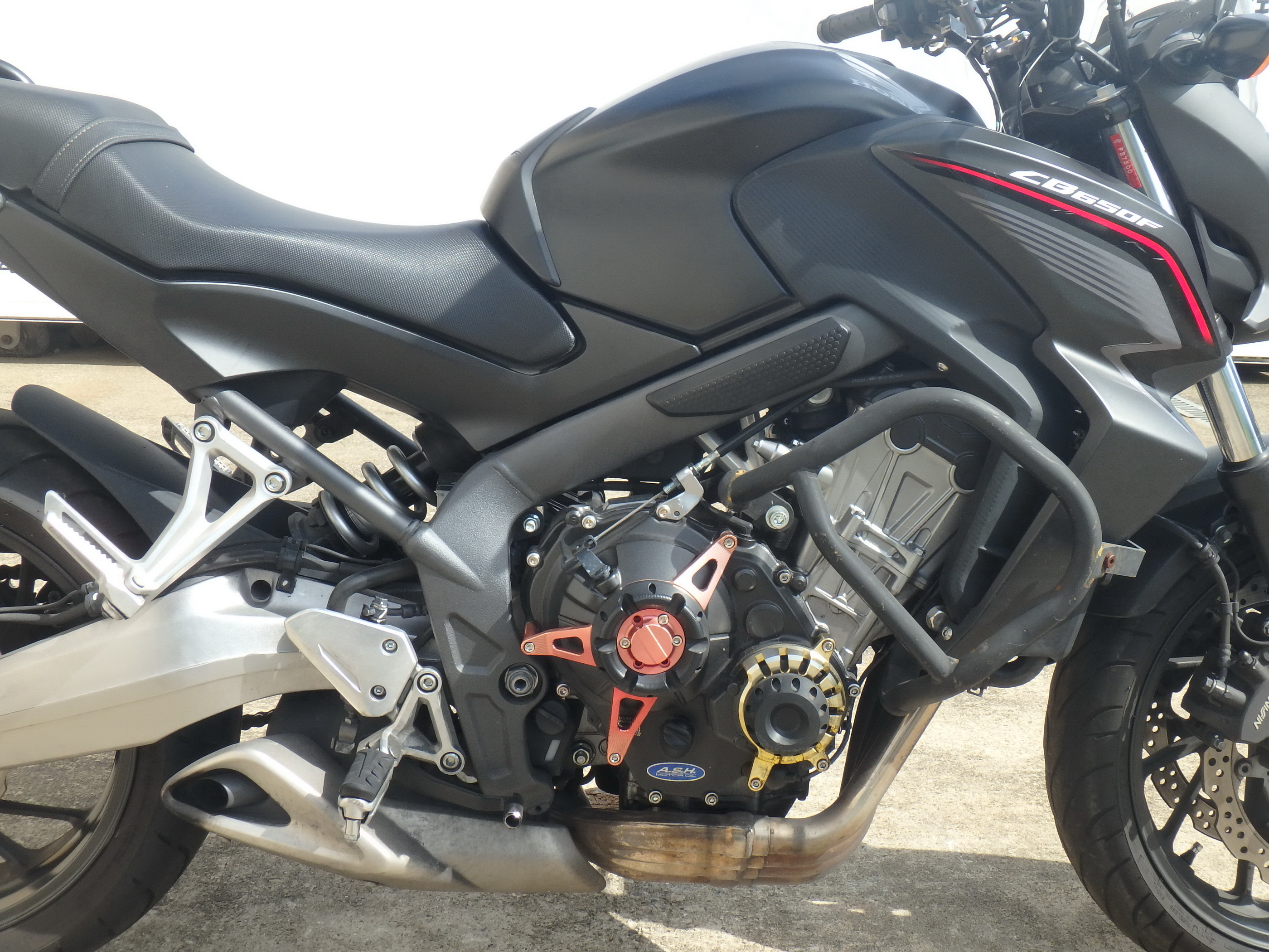 Купить мотоцикл Honda CB650F Hornet 2016 фото 18