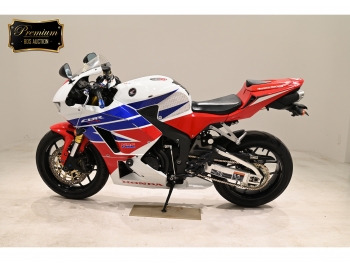 Заказать из Японии мотоцикл Honda CBR600RR-3 2013 фото 1