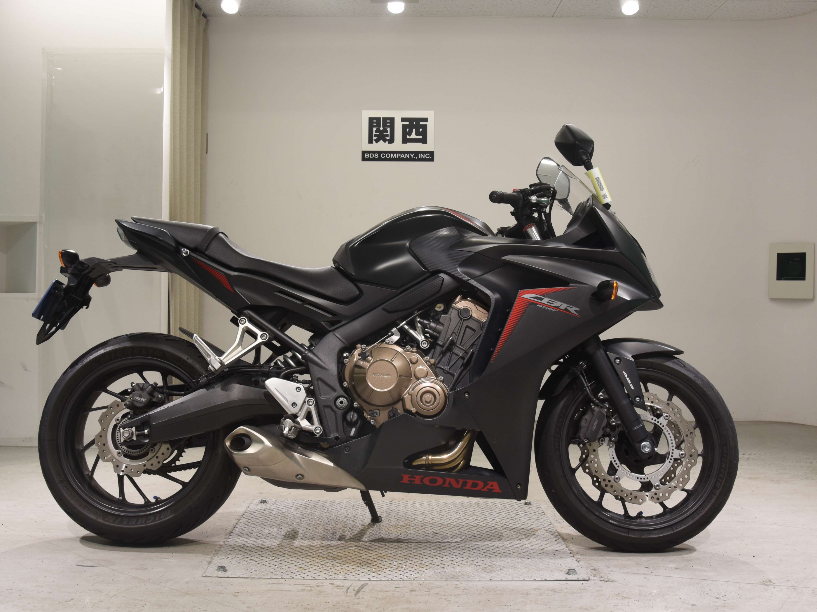 Купить мотоцикл Honda CBR650F 2017 фото 2