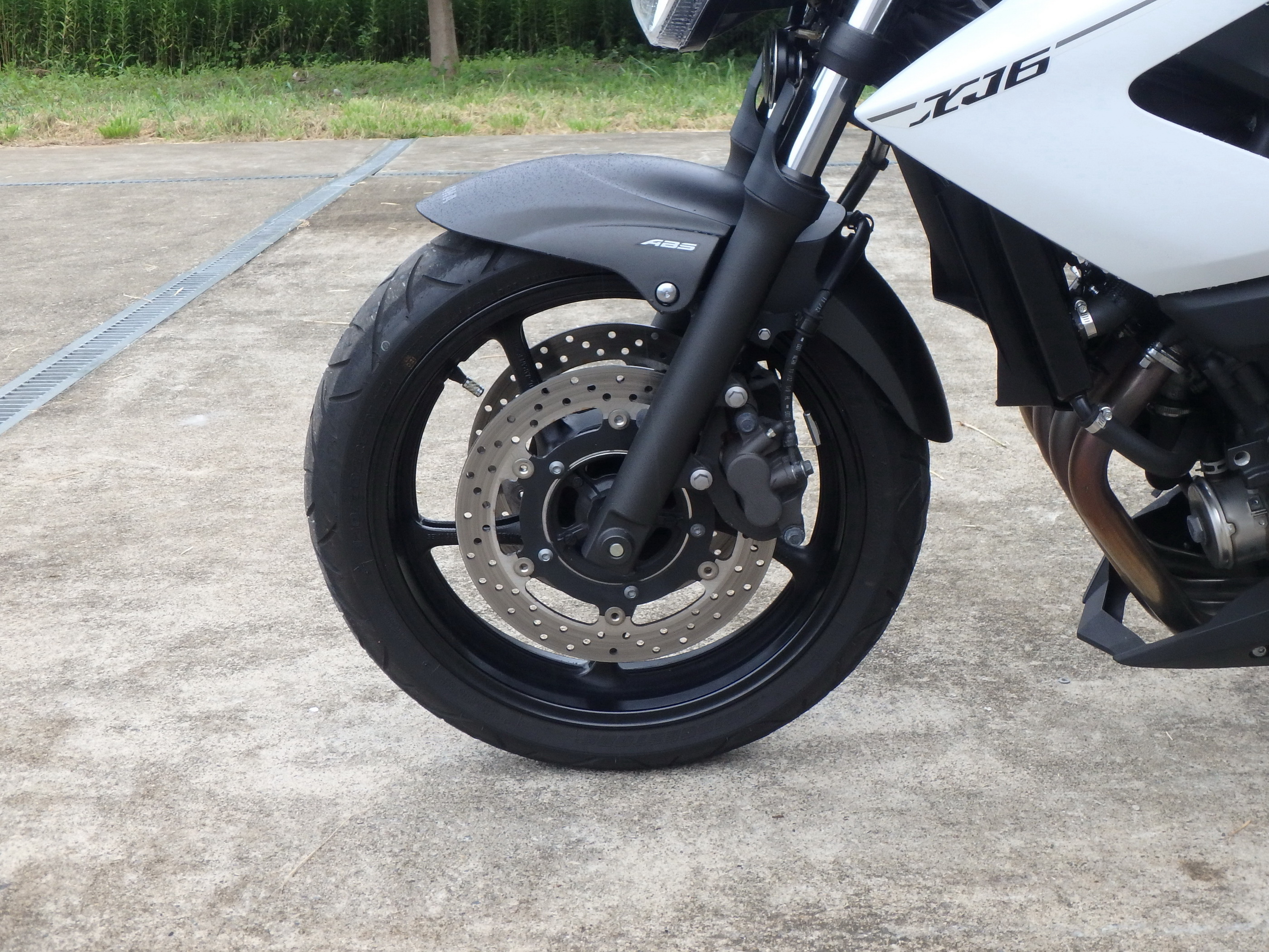 Купить мотоцикл Yamaha XJ6NA Diversion ABS FZ6FA 2013 фото 14