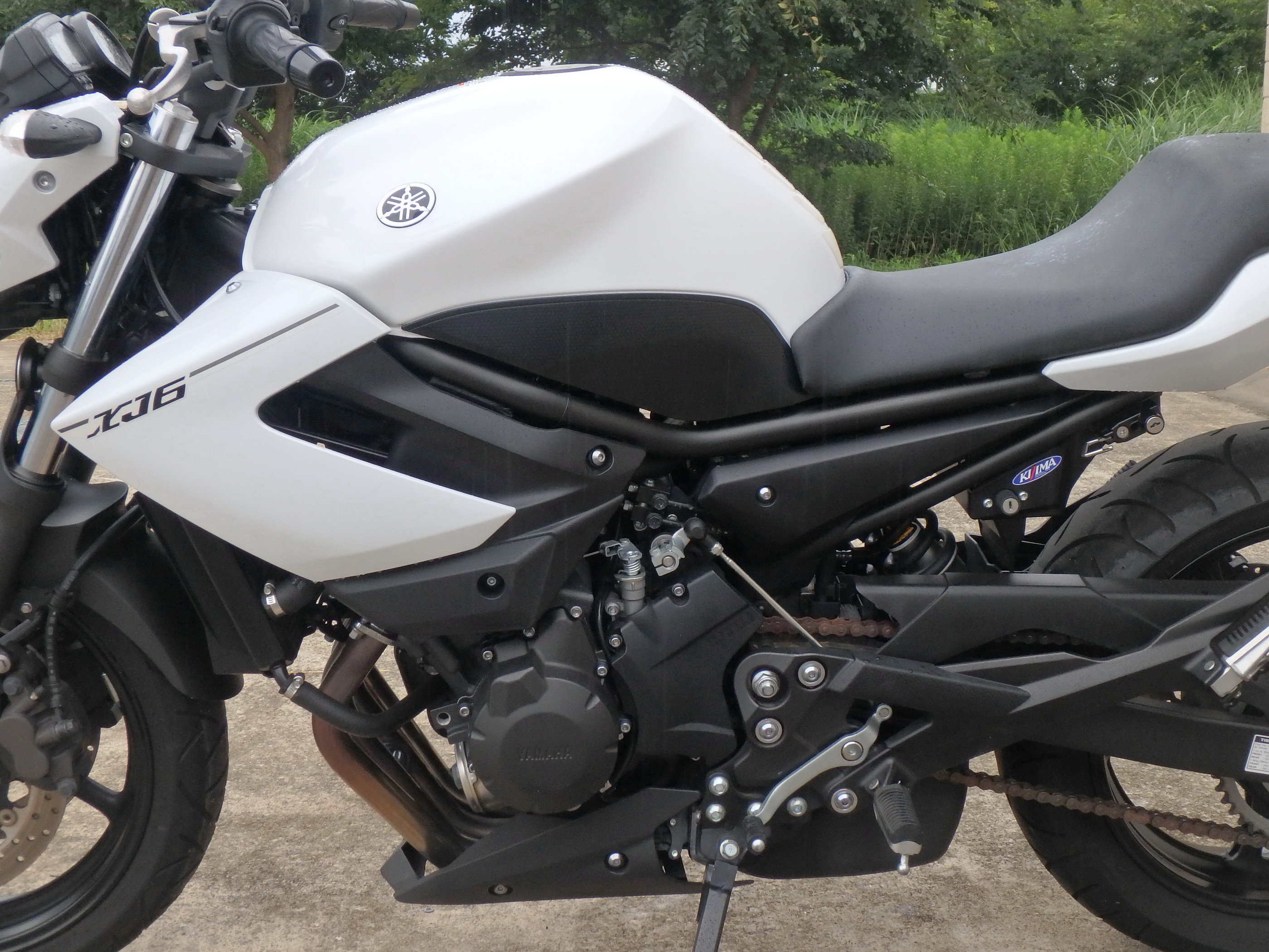 Купить мотоцикл Yamaha XJ6NA Diversion ABS FZ6FA 2013 фото 15