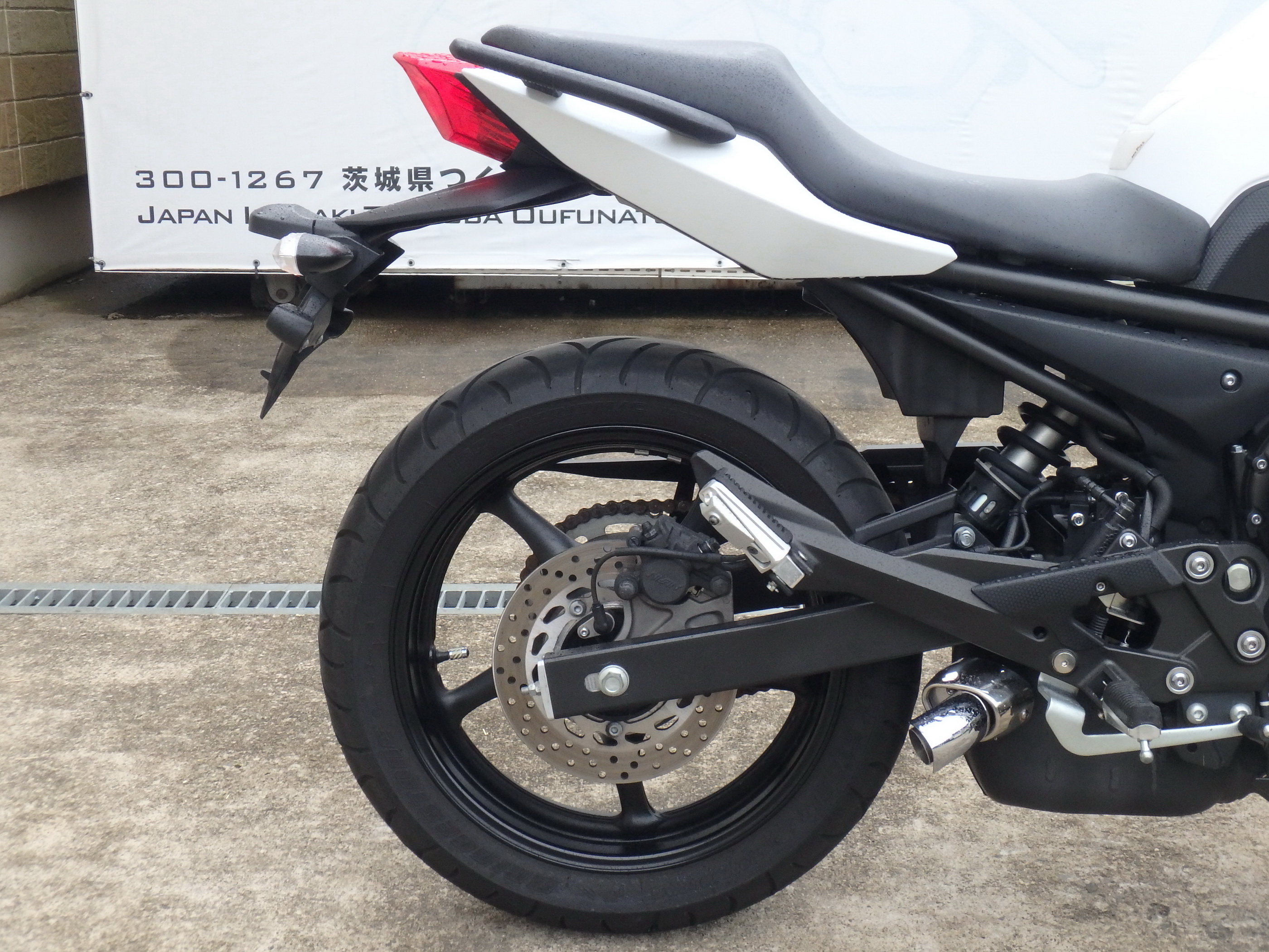 Купить мотоцикл Yamaha XJ6NA Diversion ABS FZ6FA 2013 фото 17