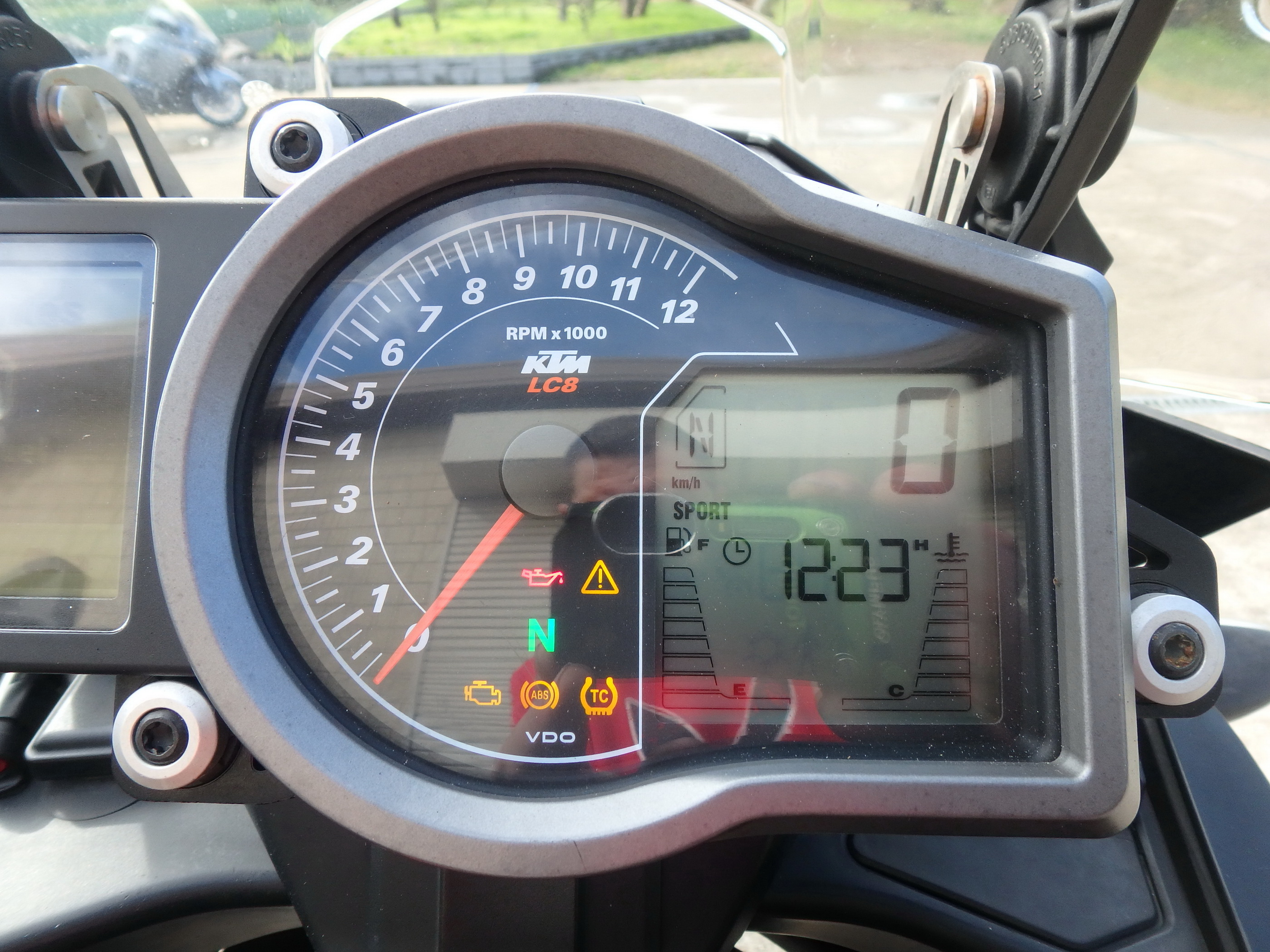 Купить мотоцикл KTM 1090 Adventure 2017 фото 21