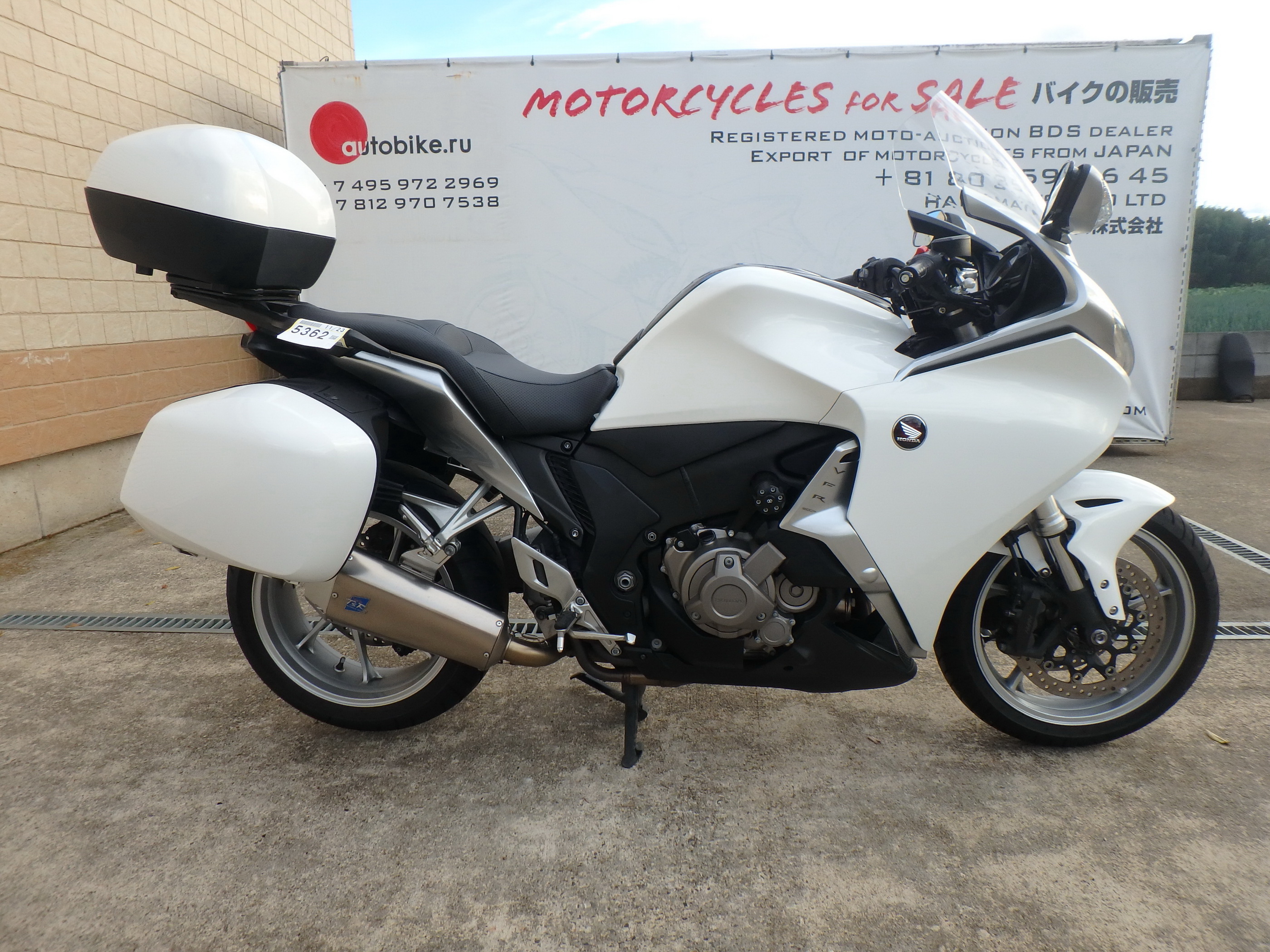 Купить мотоцикл Honda VFR1200FD 2011 фото 8