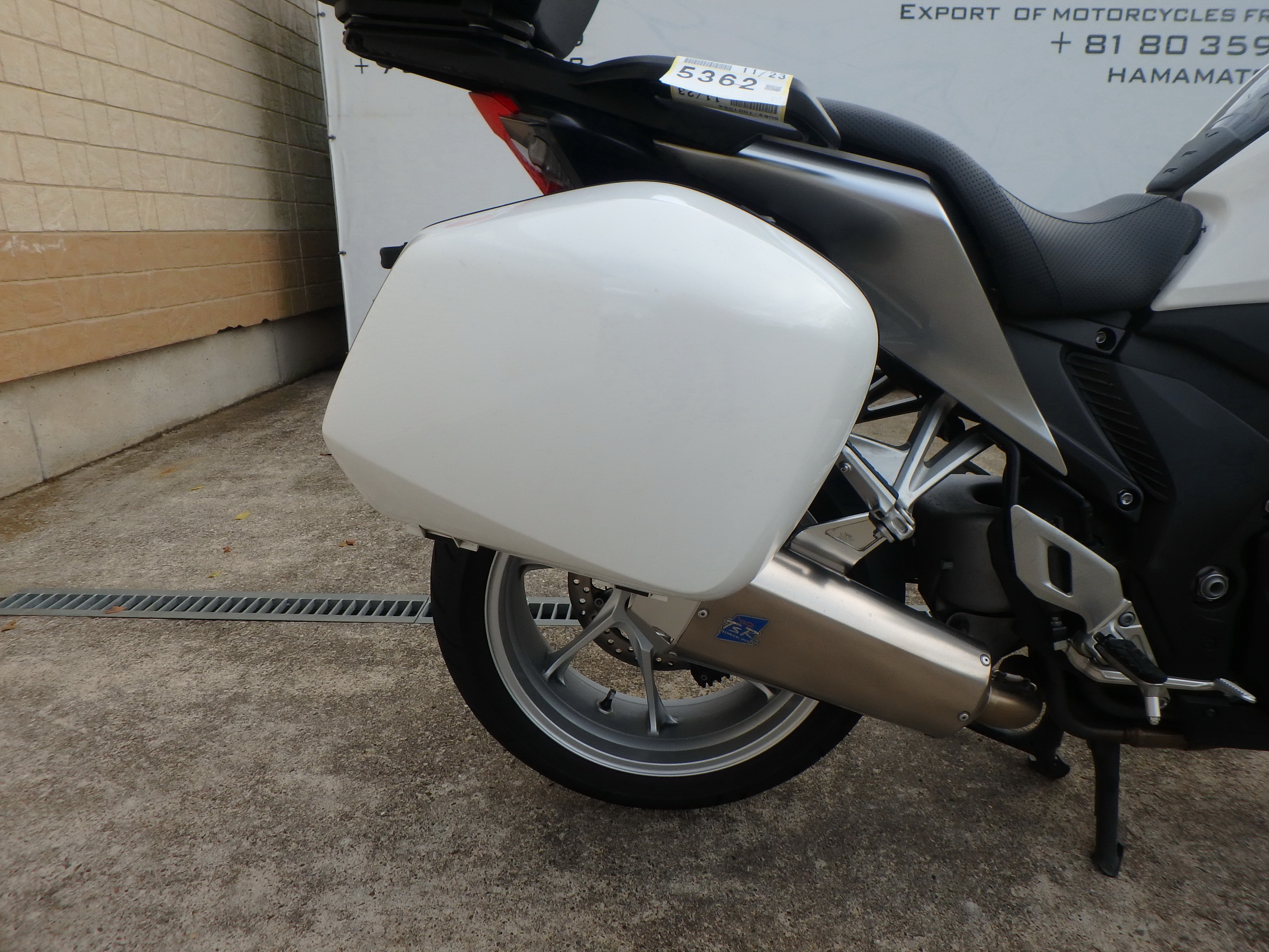 Купить мотоцикл Honda VFR1200FD 2011 фото 17