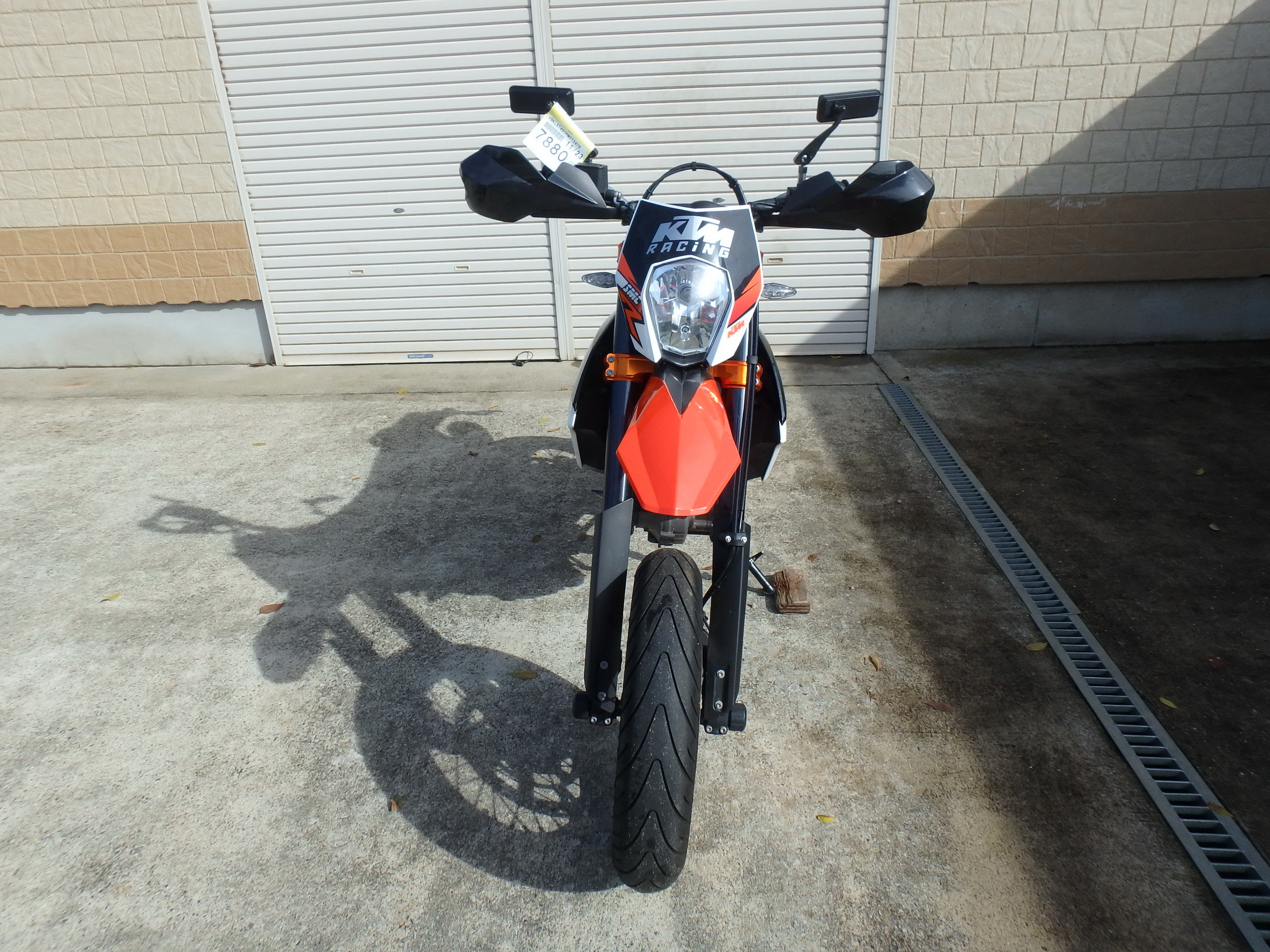 Купить мотоцикл KTM 690 SMC R 2015 фото 6