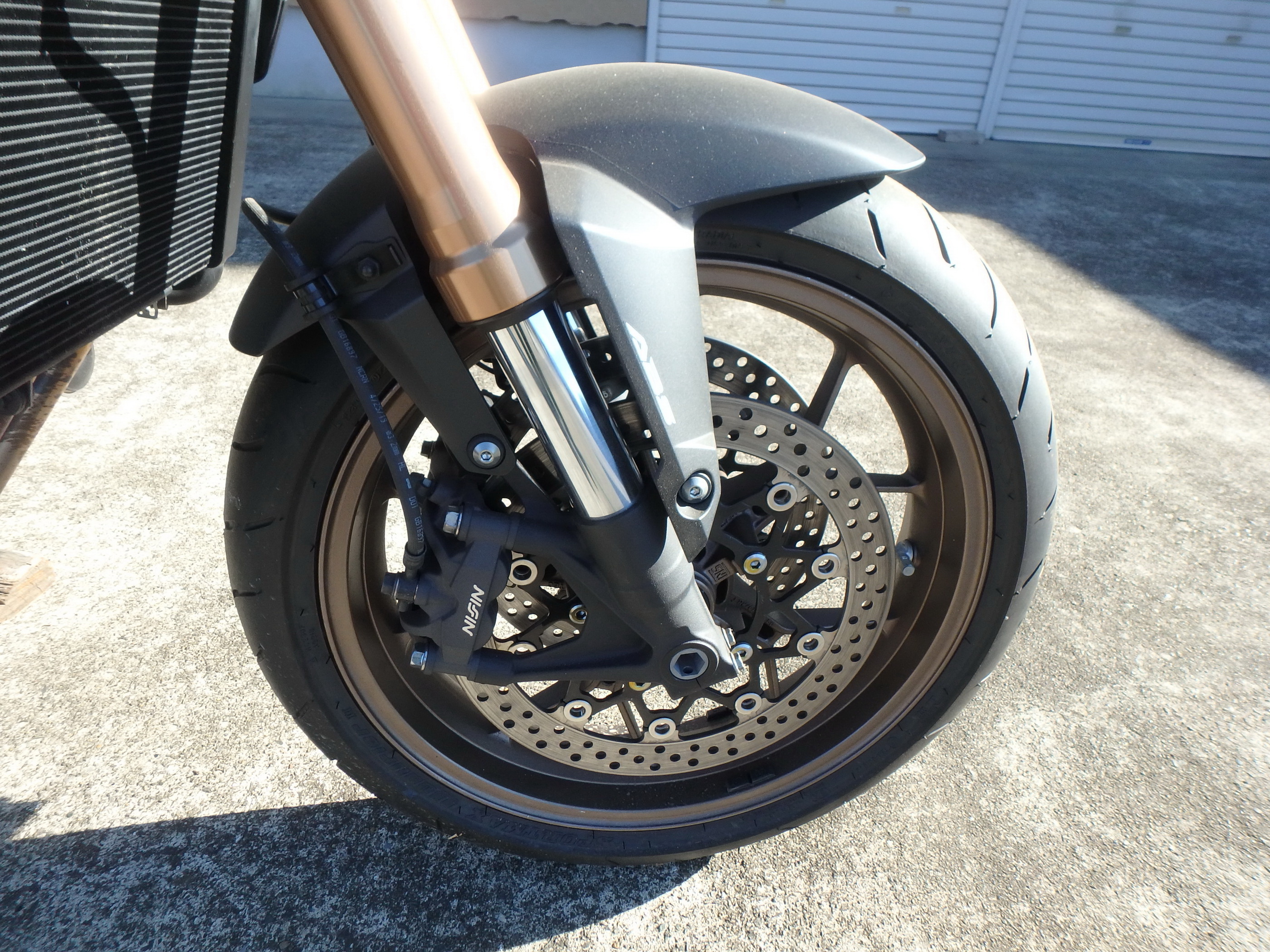 Купить мотоцикл Honda CB650R 2019 фото 19