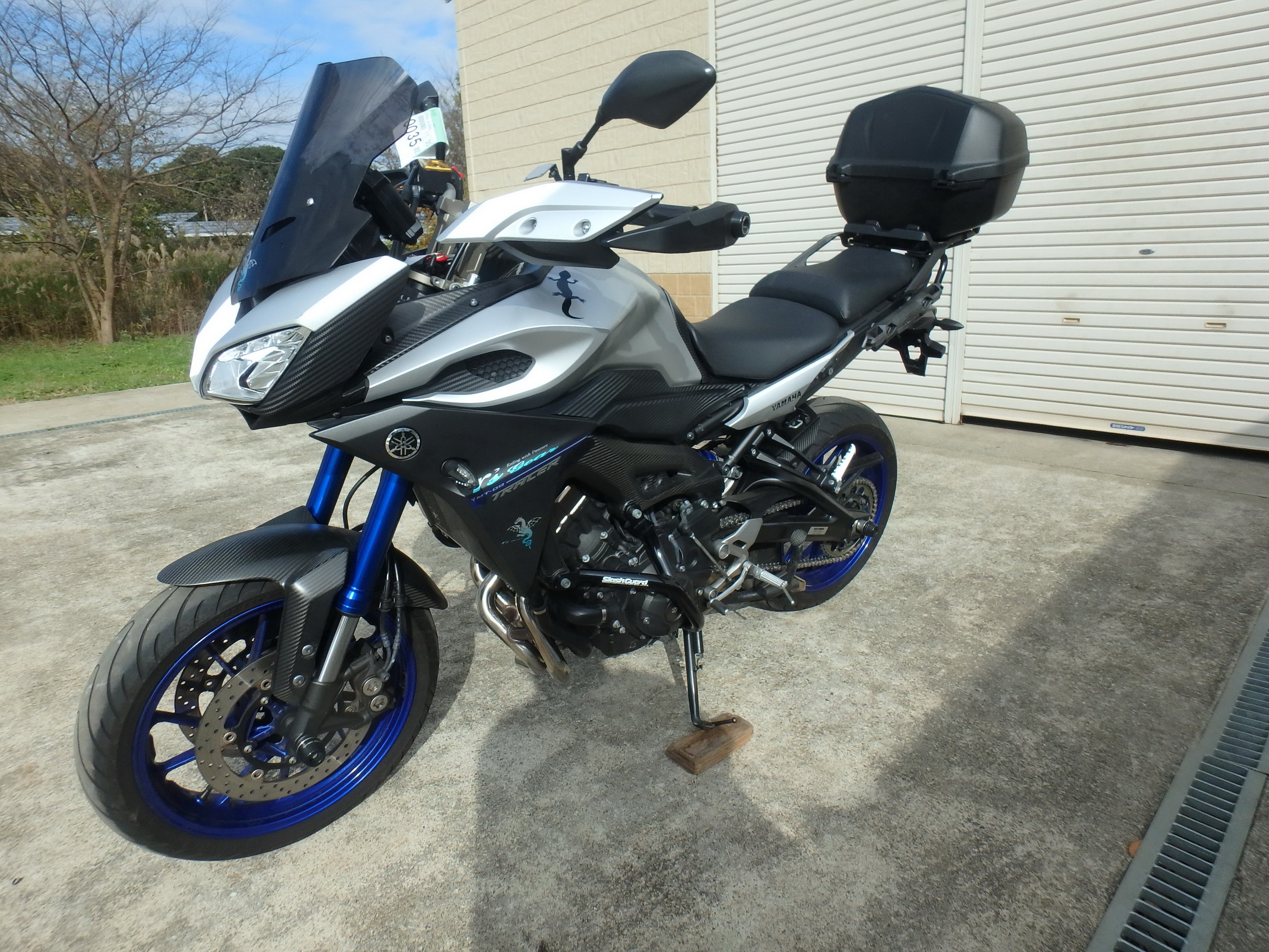Купить мотоцикл Yamaha MT-09 Tracer FJ-09 2016 фото 13