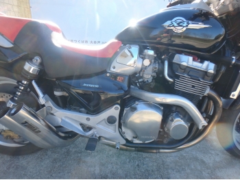Заказать из Японии мотоцикл Honda X4 1998 фото 18
