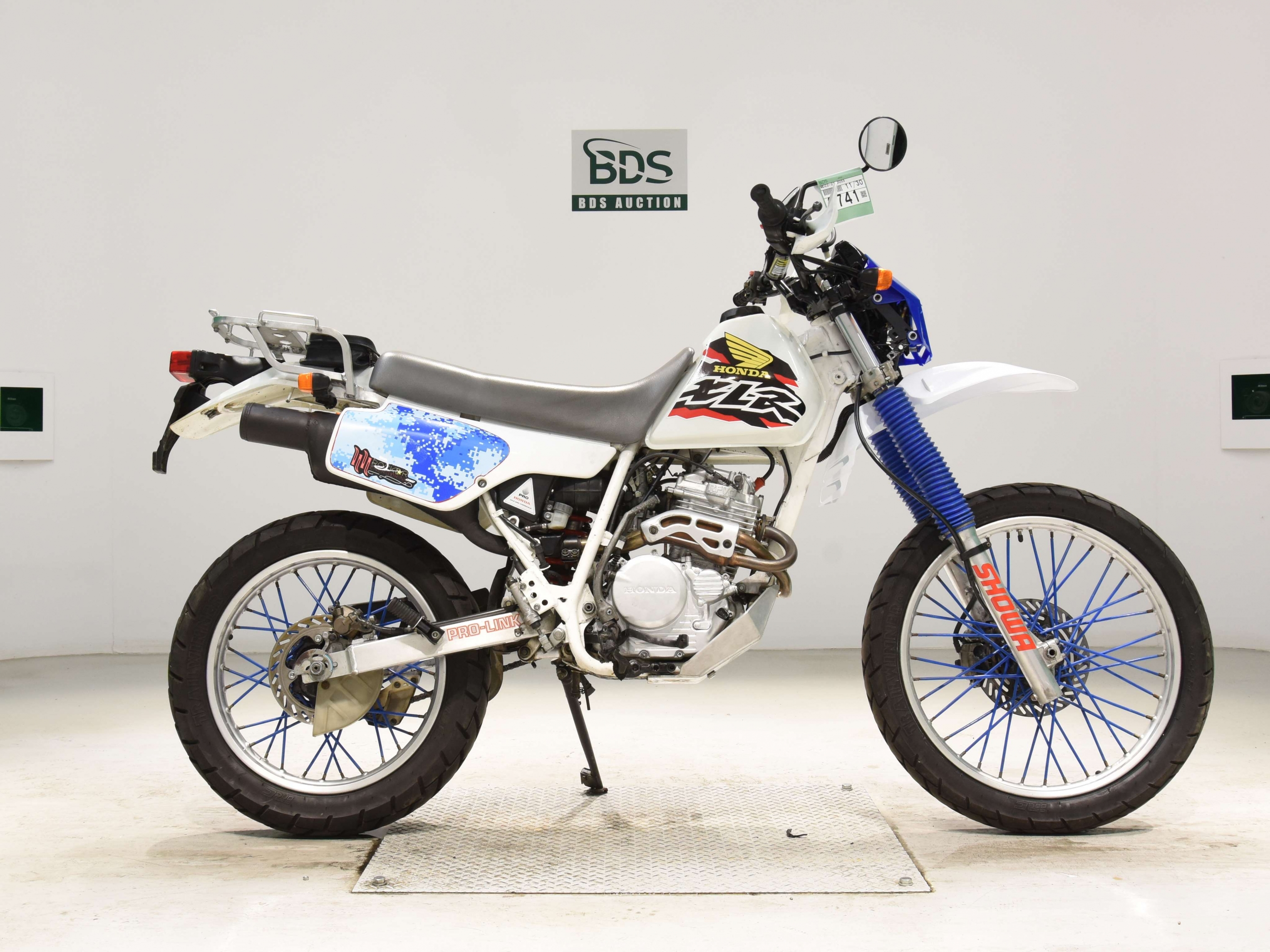 Купить мотоцикл Honda XLR250R-3 1990 фото 2