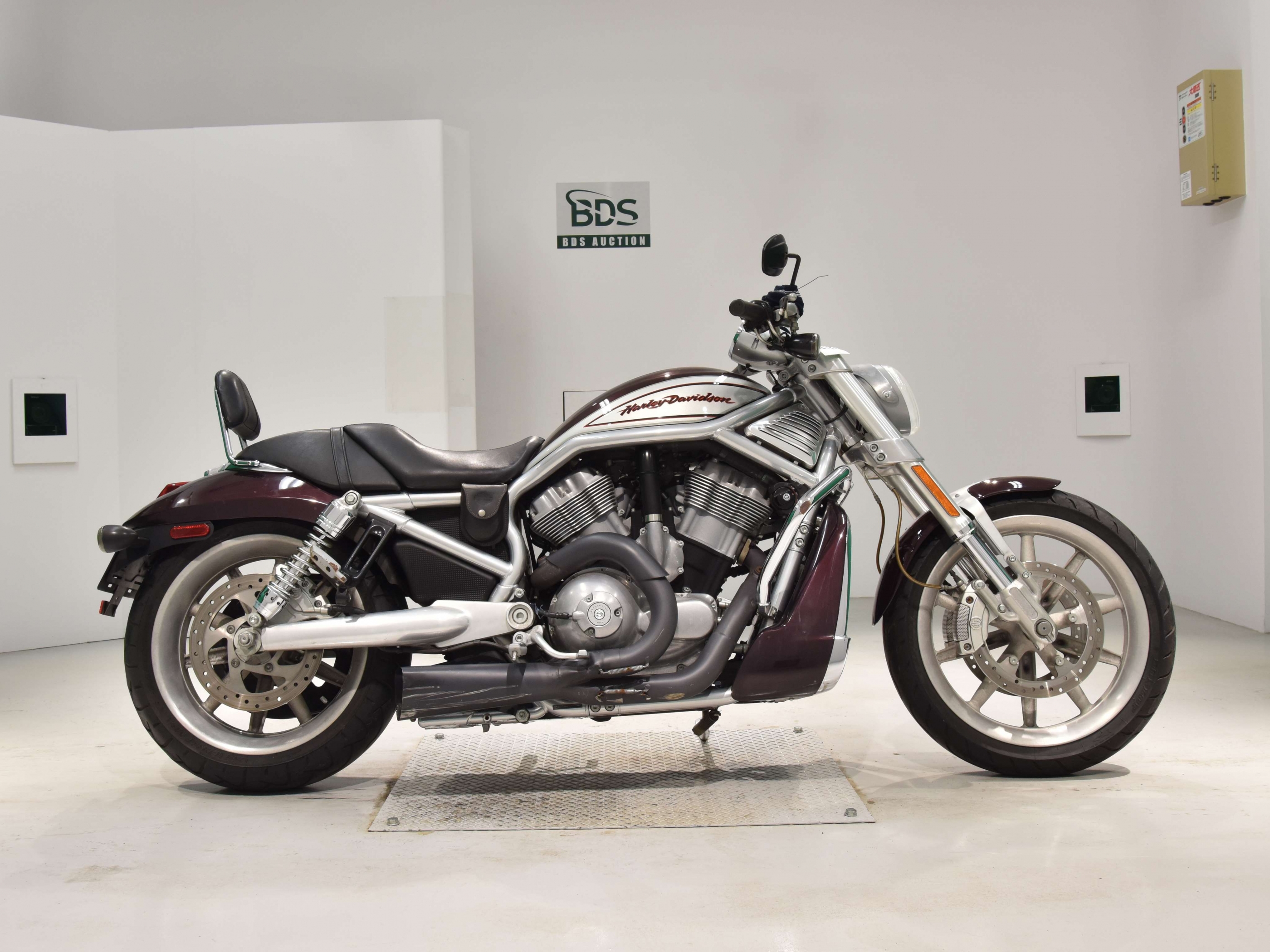 Купить мотоцикл Harley Davidson V-Rod1130 2006 фото 2