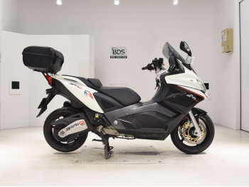     Aprilia SRV850 2013  2