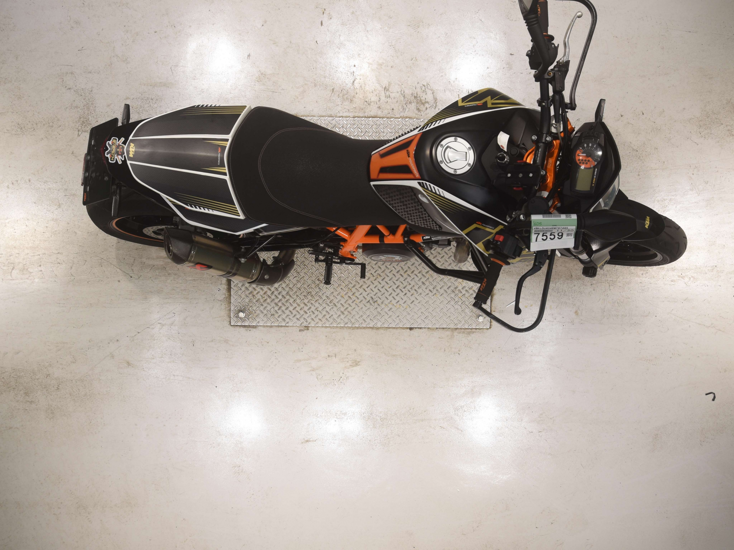 Купить мотоцикл KTM 690 Duke R 2014 фото 3