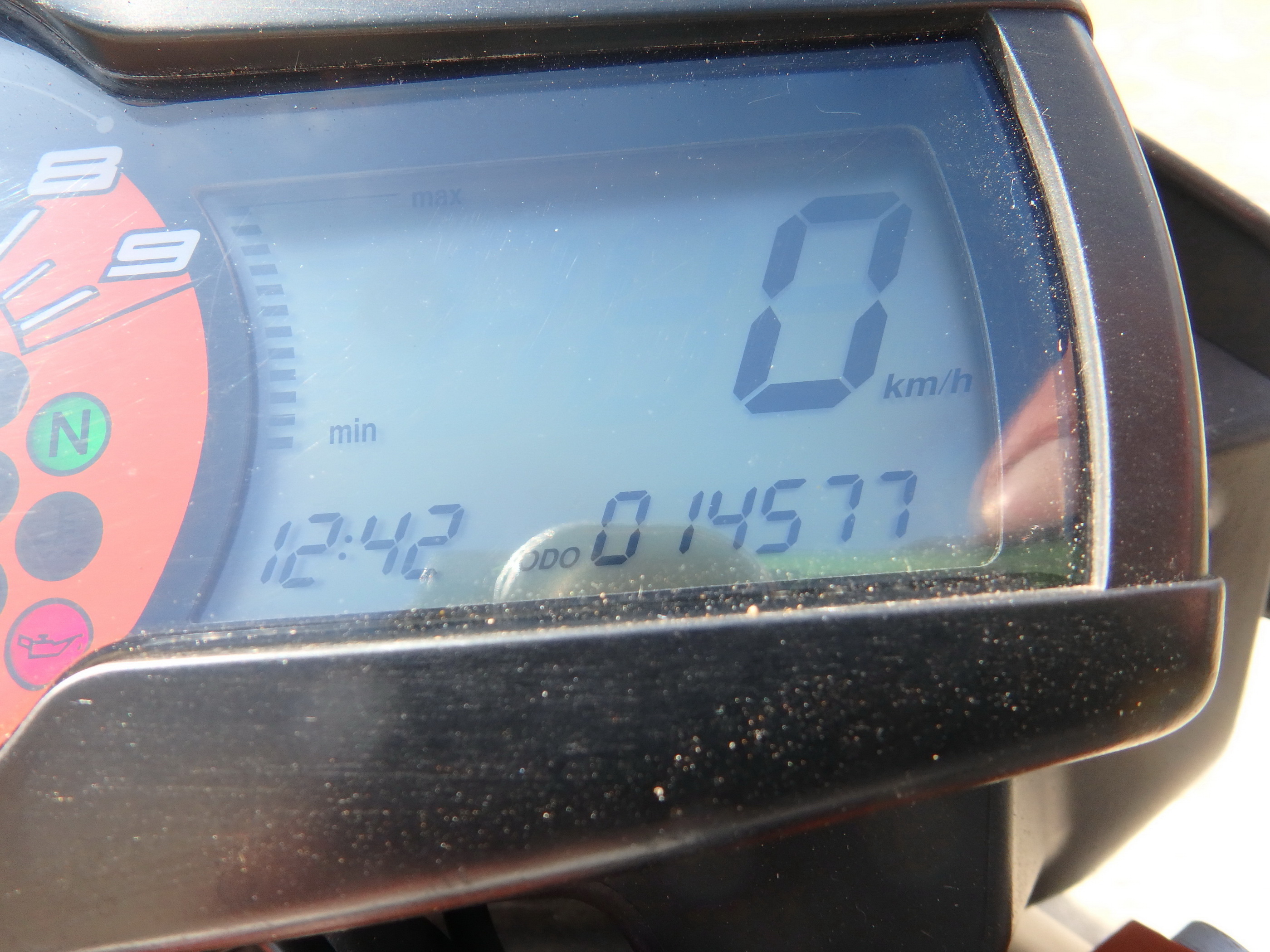 Купить мотоцикл KTM 690 Duke R 2014 фото 20