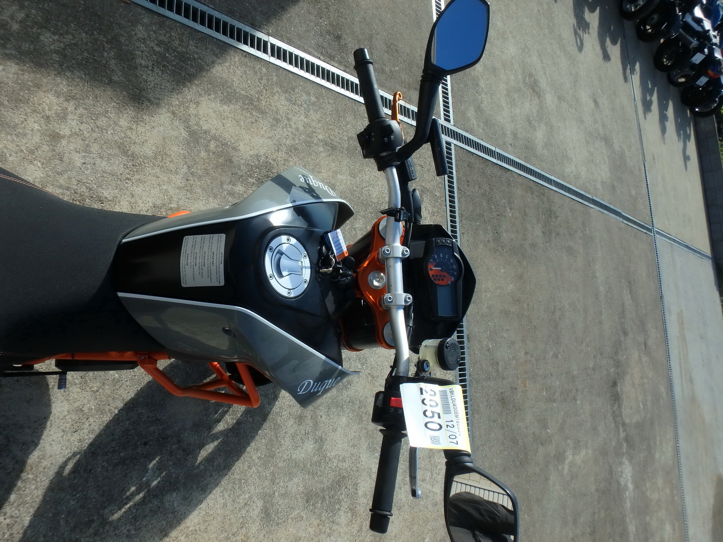 Купить мотоцикл KTM 690 Duke R 2014 фото 22