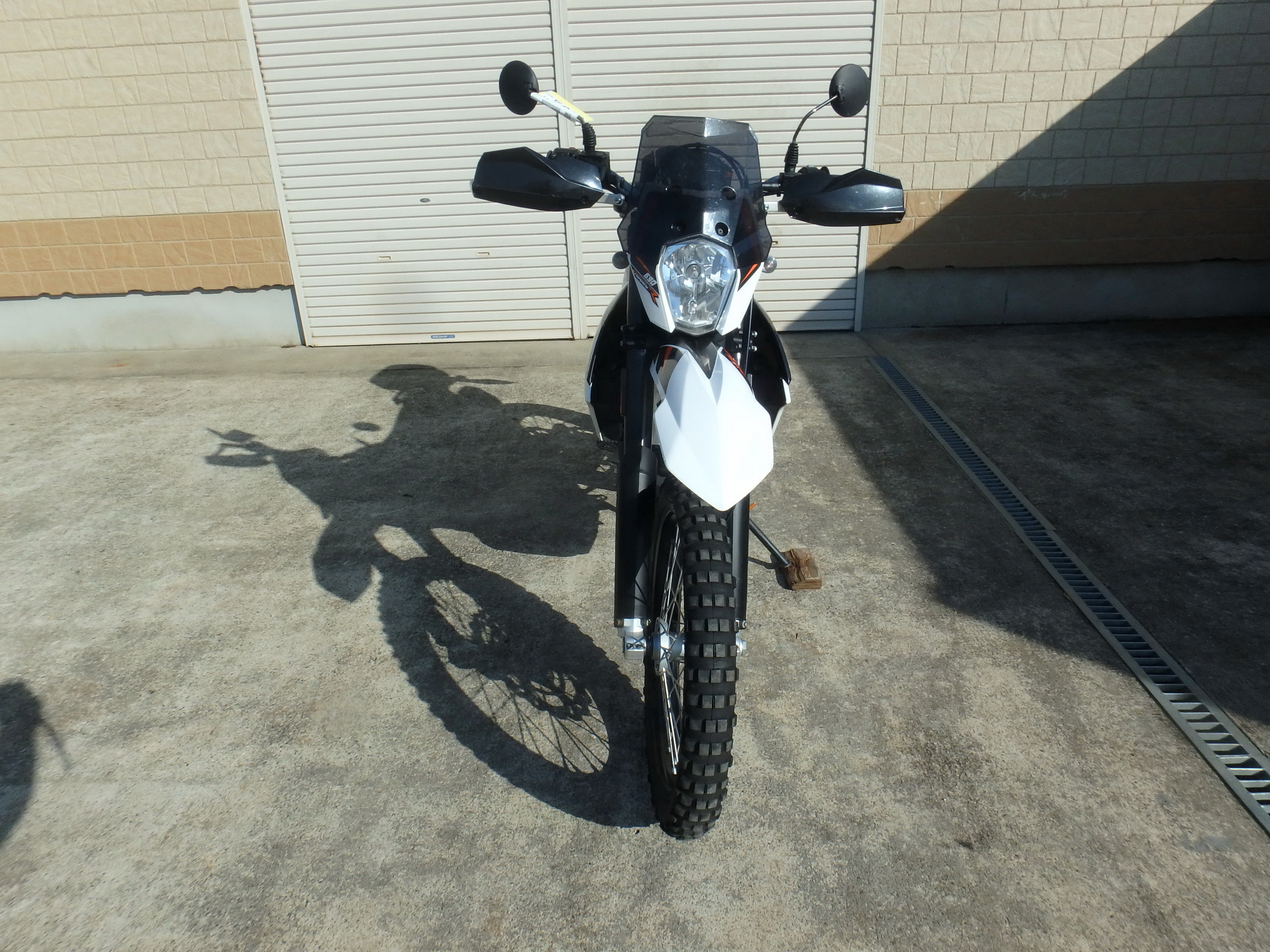 Купить мотоцикл KTM 690 Enduro R 2014 фото 6