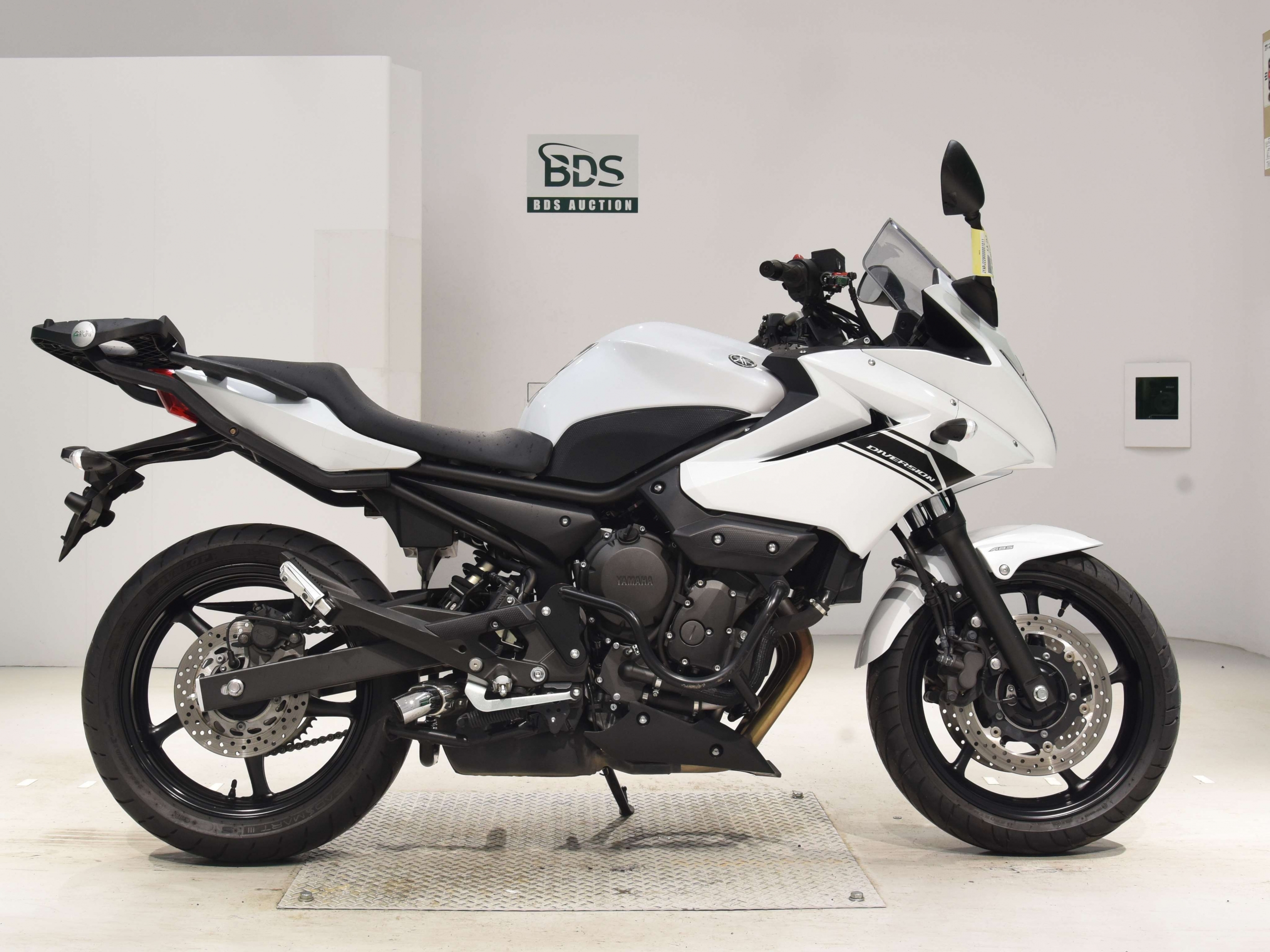 Купить мотоцикл Yamaha XJ6 DIVERSION A FZ6R ABS 2015 фото 2