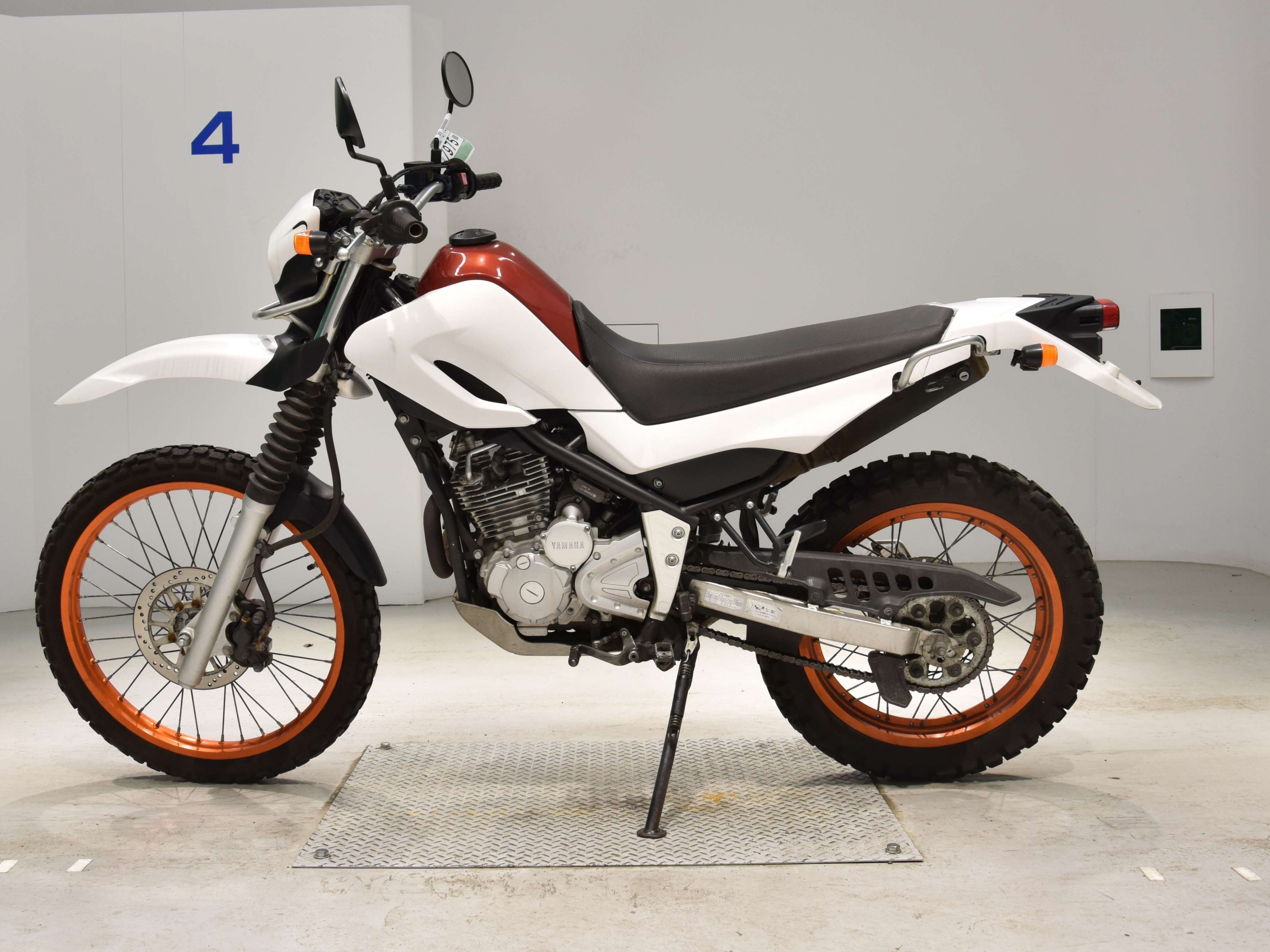 Купить мотоцикл Yamaha XT250 Serow250-2 2017 фото 1
