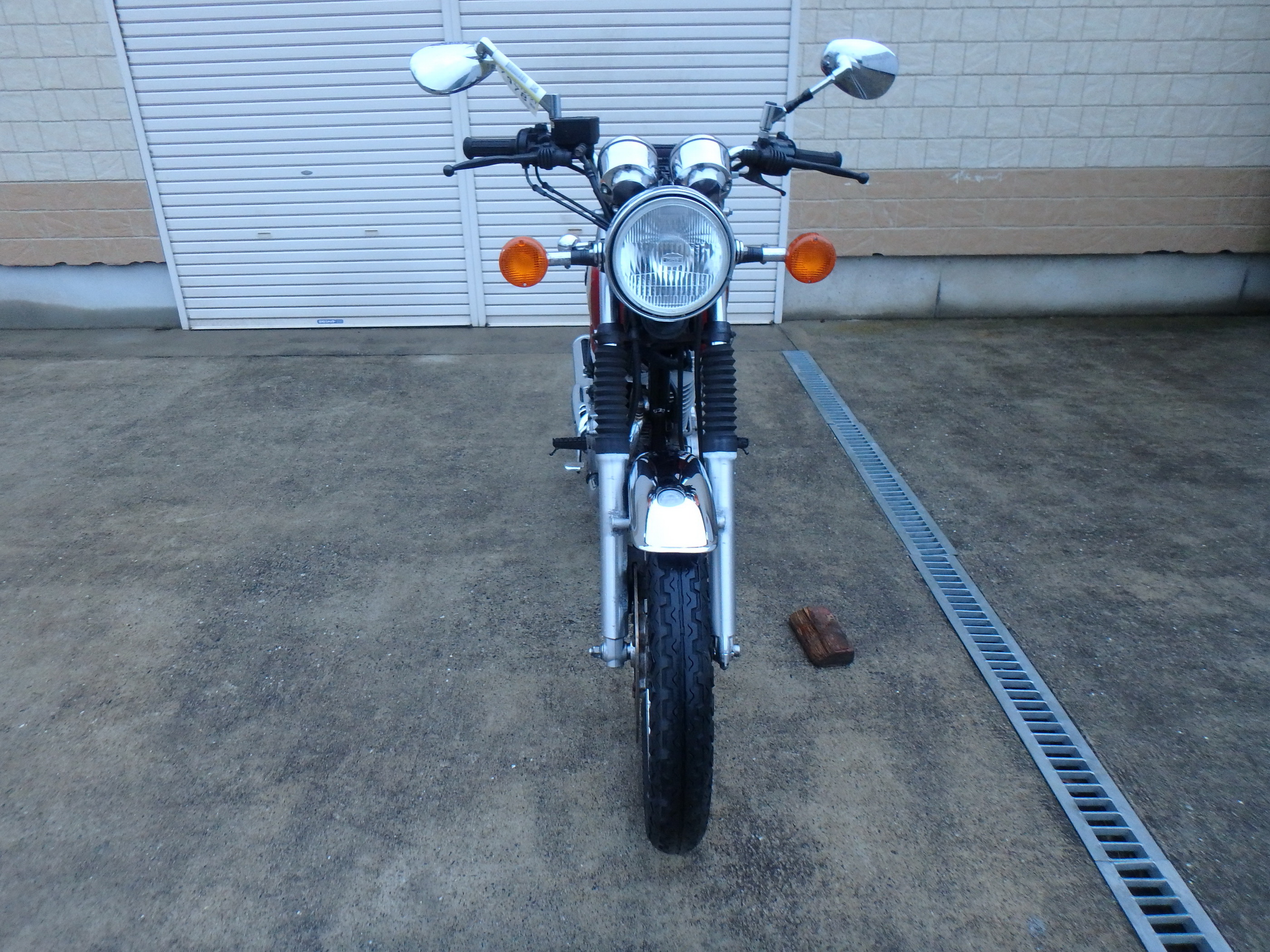 Купить мотоцикл Yamaha SR400-4 2009 фото 6