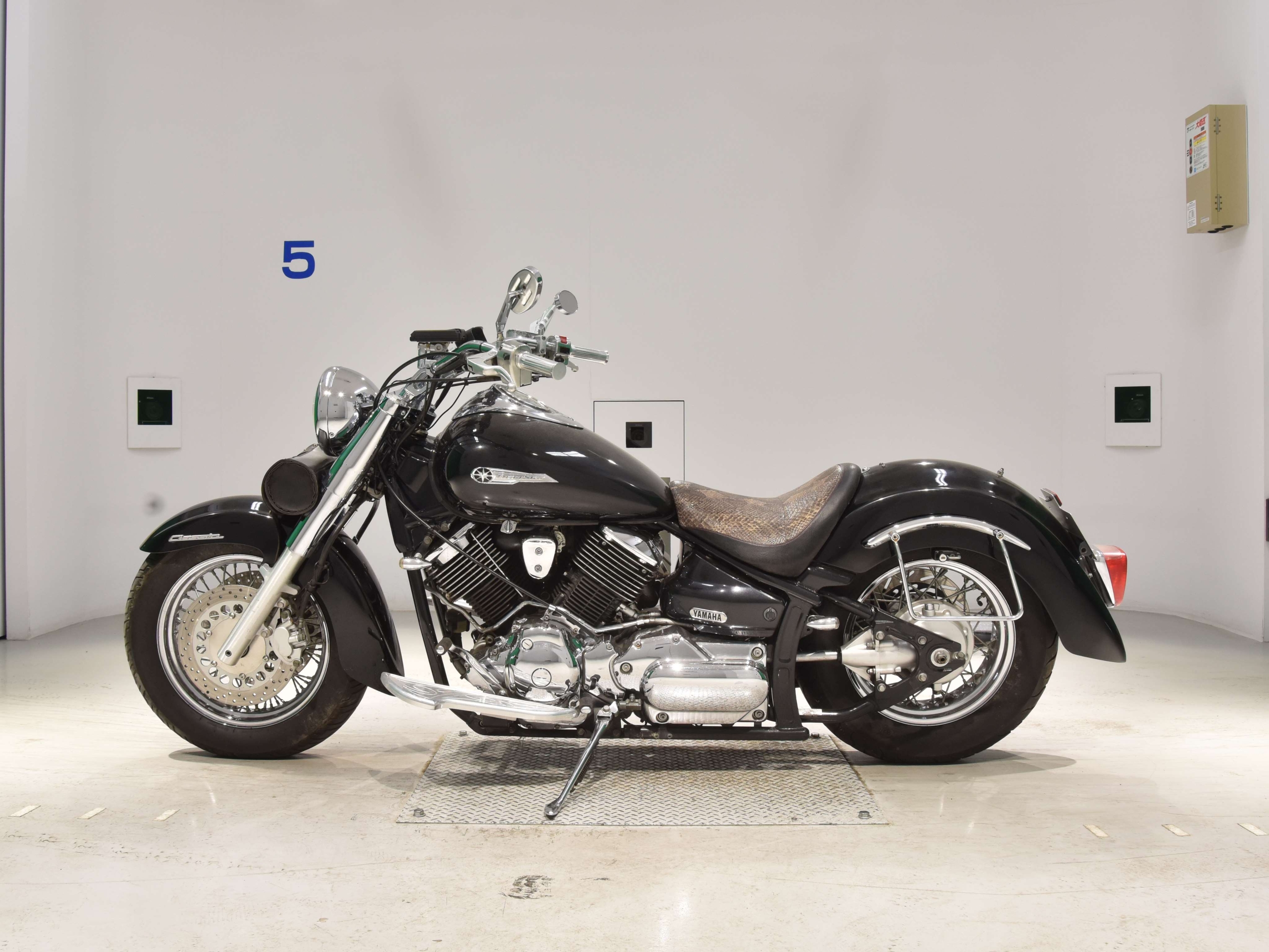 Купить мотоцикл Yamaha XVS1100 DragStar Classic 2005 фото 1