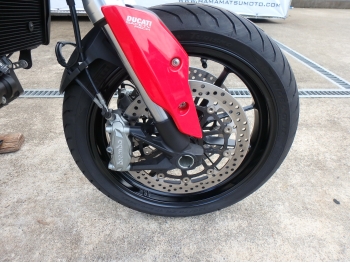     Ducati Hypermotard 820 2014  19