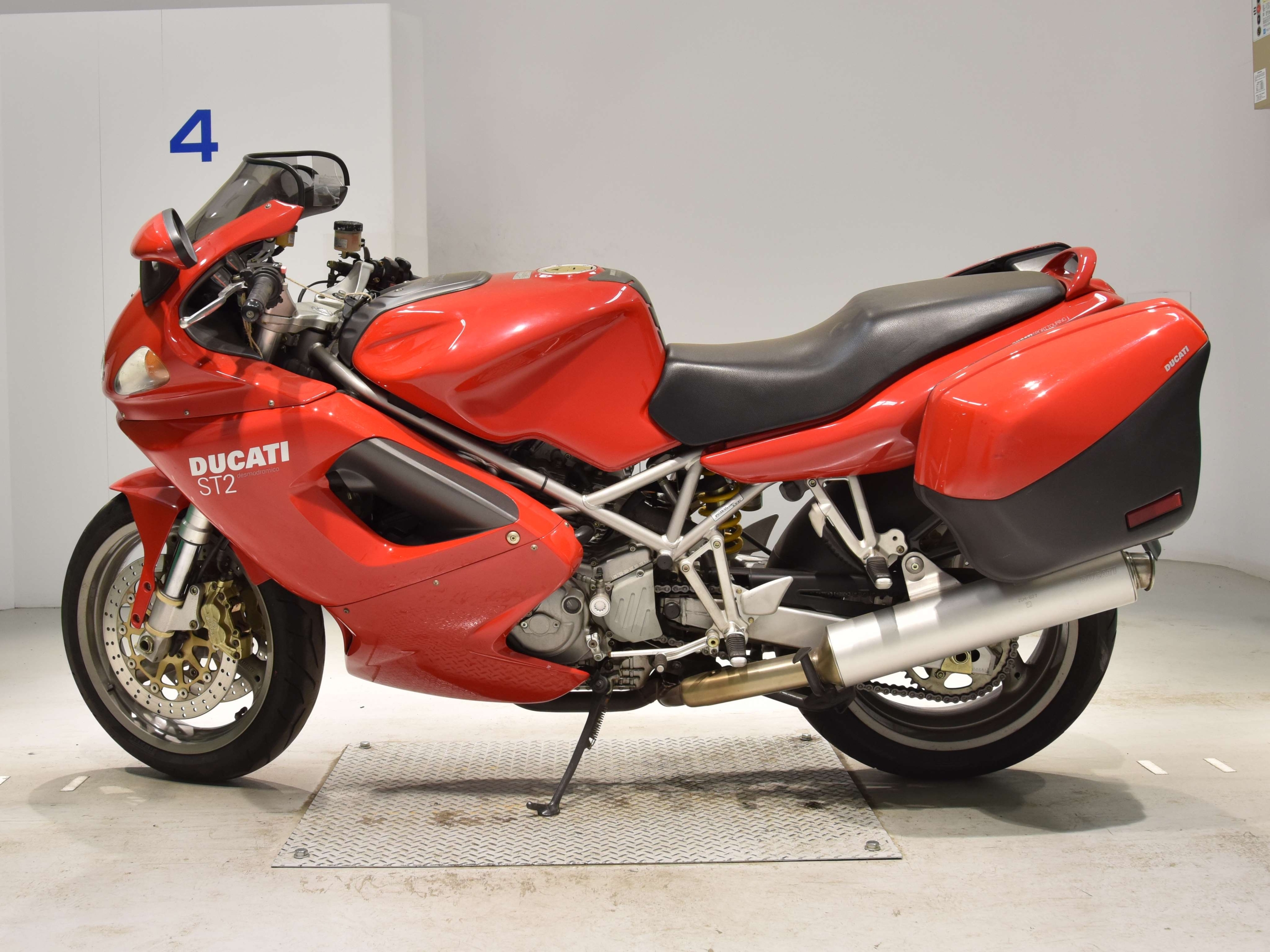 Купить мотоцикл Ducati ST2 2003 фото 1