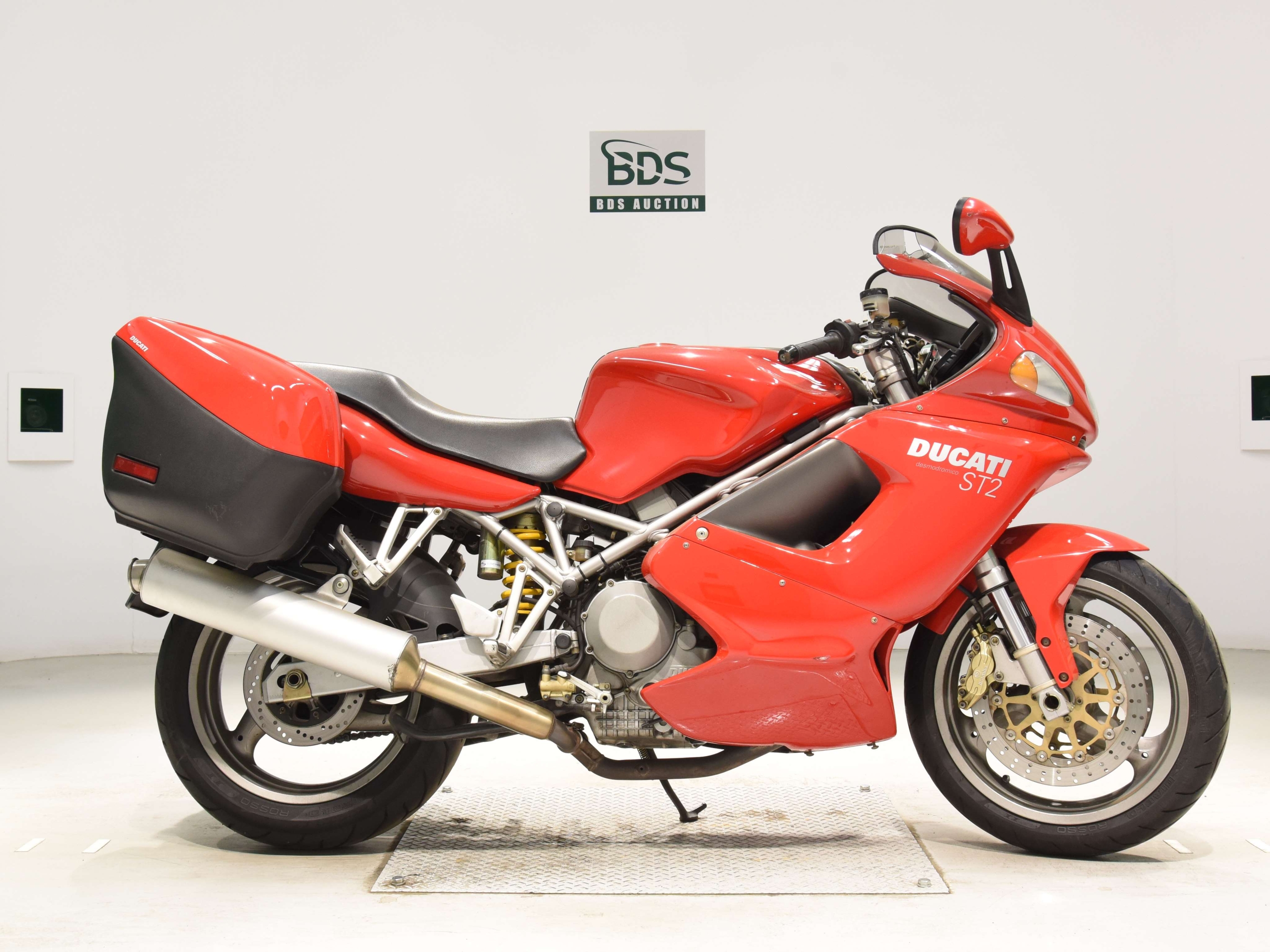 Купить мотоцикл Ducati ST2 2003 фото 2