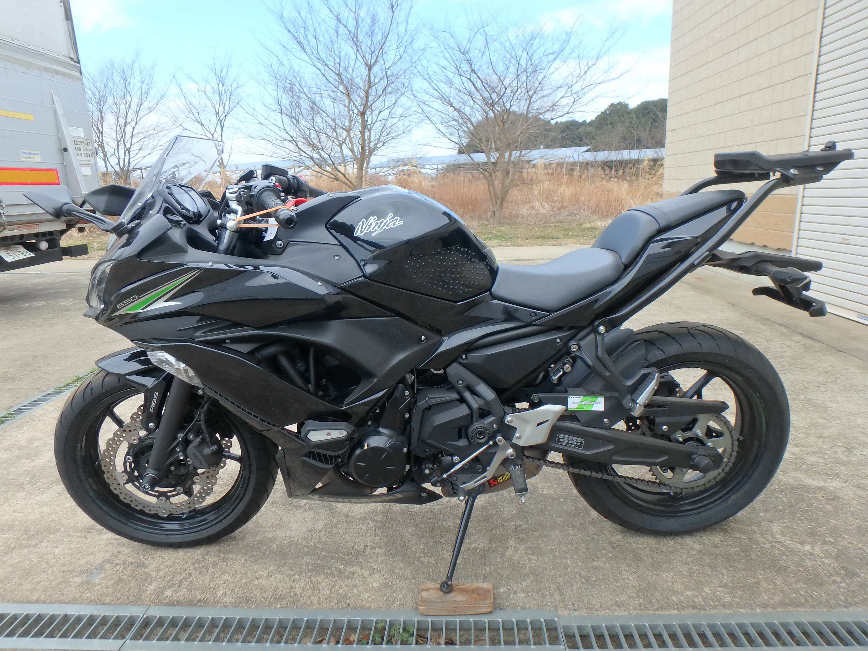 Купить мотоцикл Kawasaki Ninja650A 2017 фото 12
