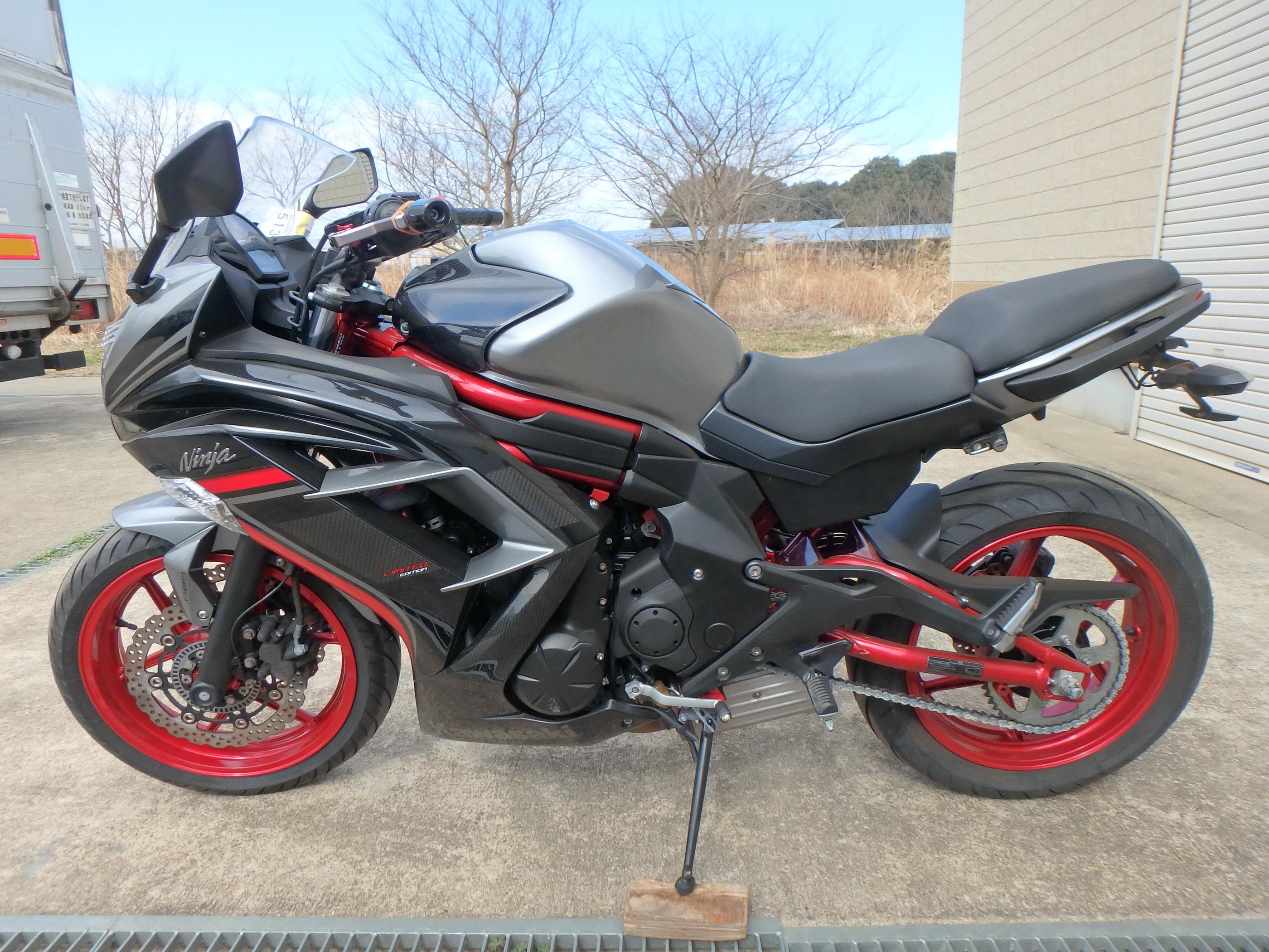 Купить мотоцикл Kawasaki Ninja400A 2017 фото 12