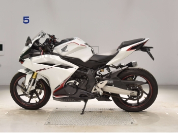     Honda CBR250RR 2020  1