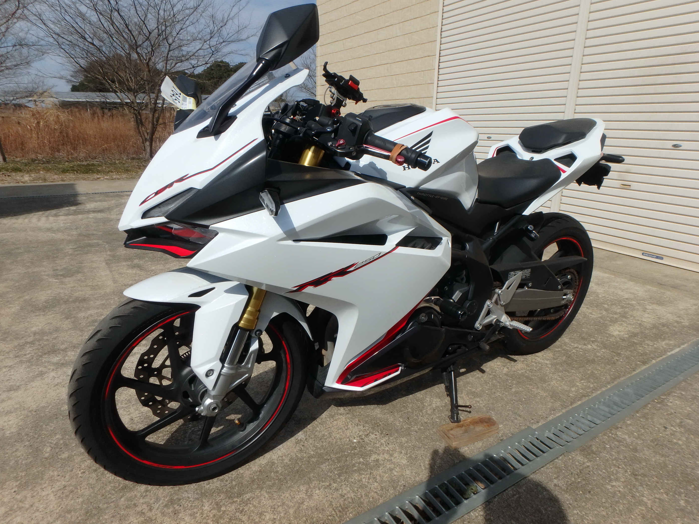 Купить мотоцикл Honda CBR250RR 2020 фото 13