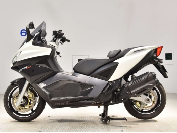     Aprilia SRV850 2013  1