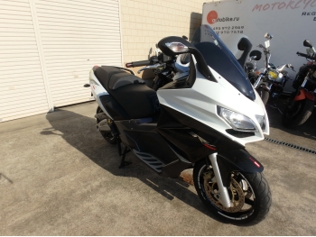 Заказать из Японии мотоцикл Aprilia SRV850 2013 фото 7
