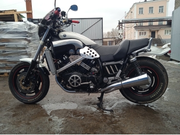 Заказать из Японии мотоцикл Yamaha V-Max VMX1200 1998 фото 9
