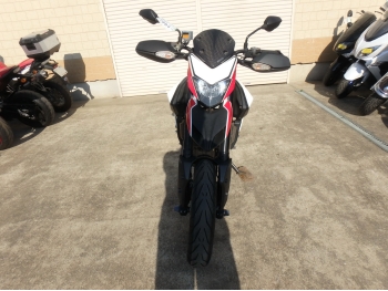     Ducati Hypermotard820 SP 2013  6