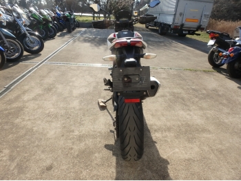     Ducati Hypermotard820 SP 2013  10