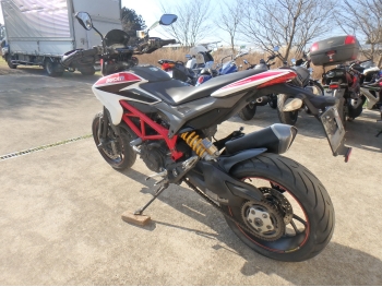     Ducati Hypermotard820 SP 2013  11