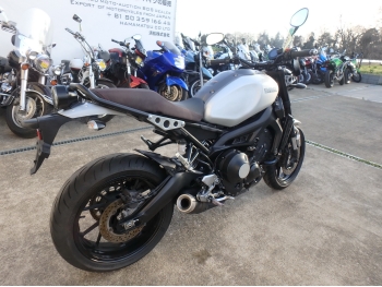     Yamaha XSR900 2017  8