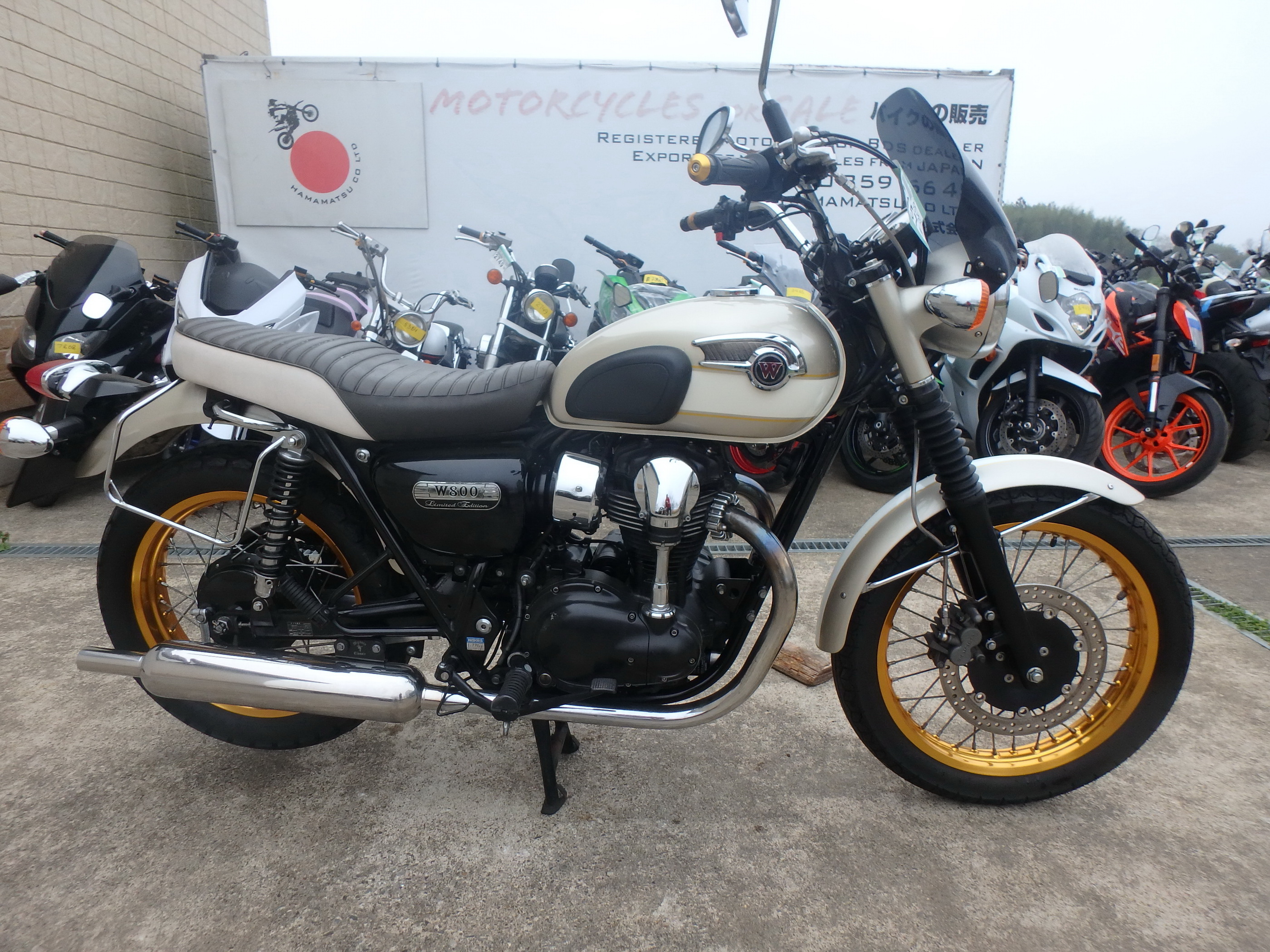 Купить мотоцикл Kawasaki W800 Limited Edition 2015 фото 8