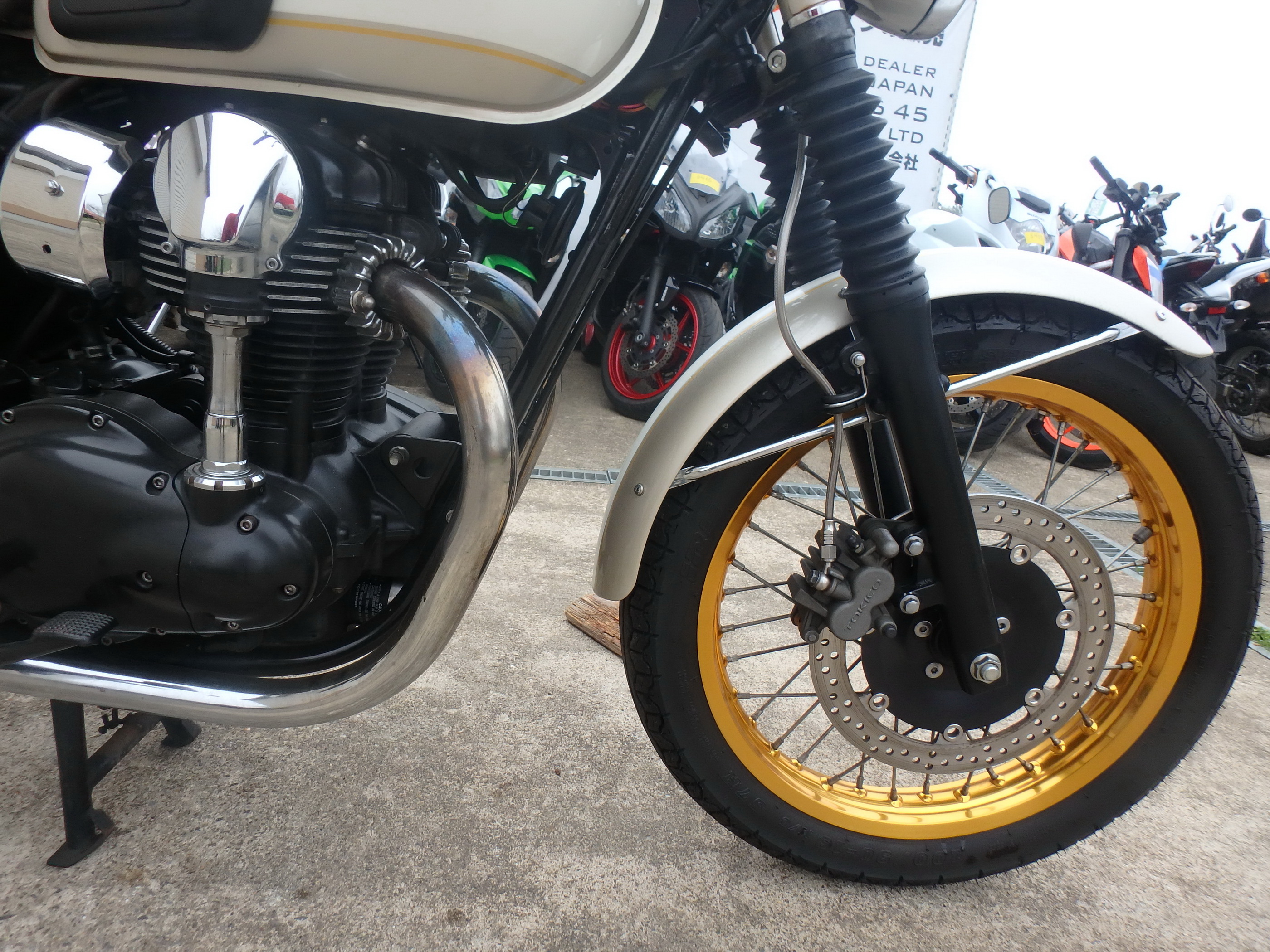 Купить мотоцикл Kawasaki W800 Limited Edition 2015 фото 19