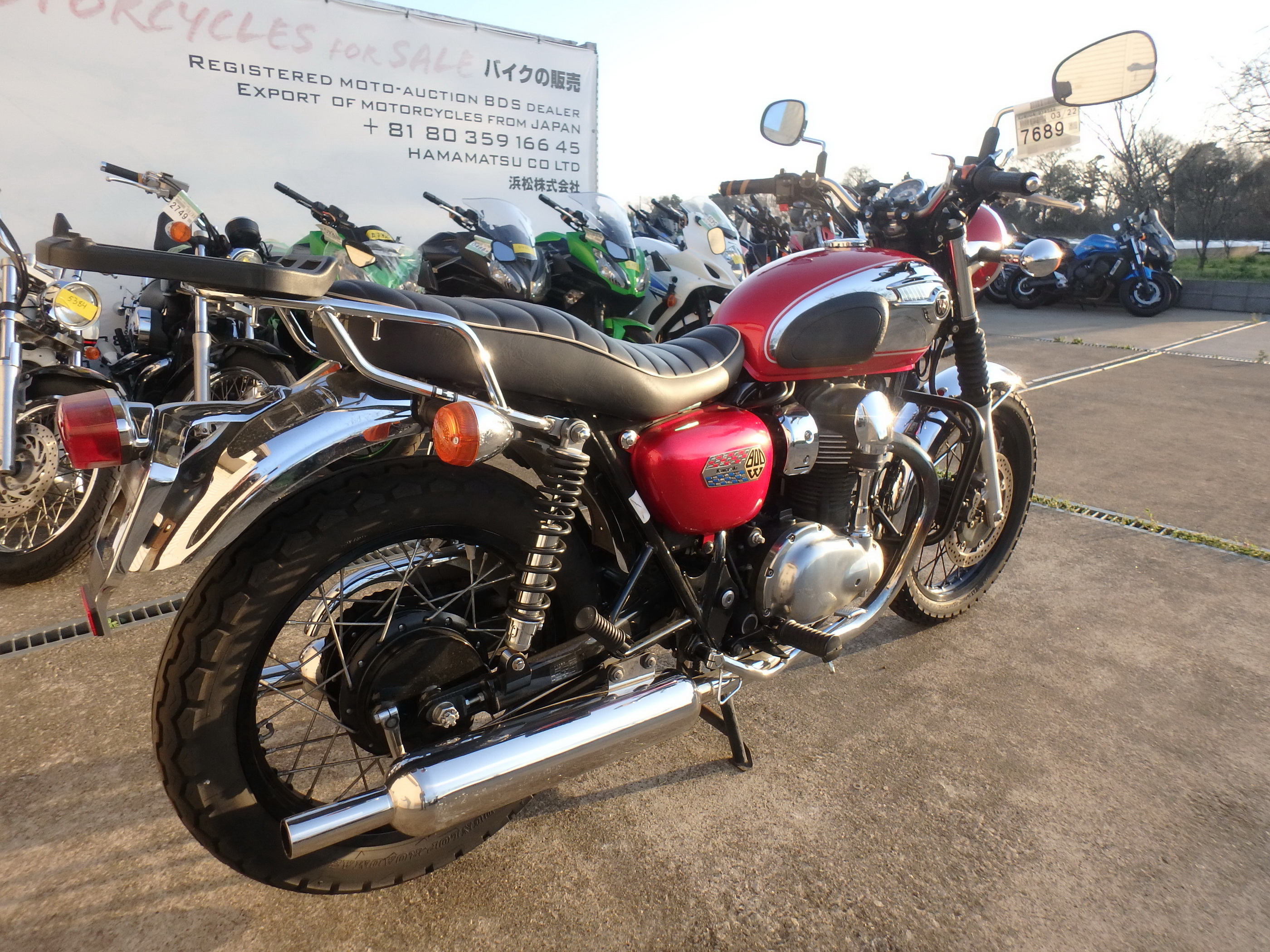 Купить мотоцикл Kawasaki W800 Chrome Edition 2014 фото 9