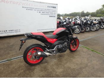     Honda NC750SD-2 2016  9