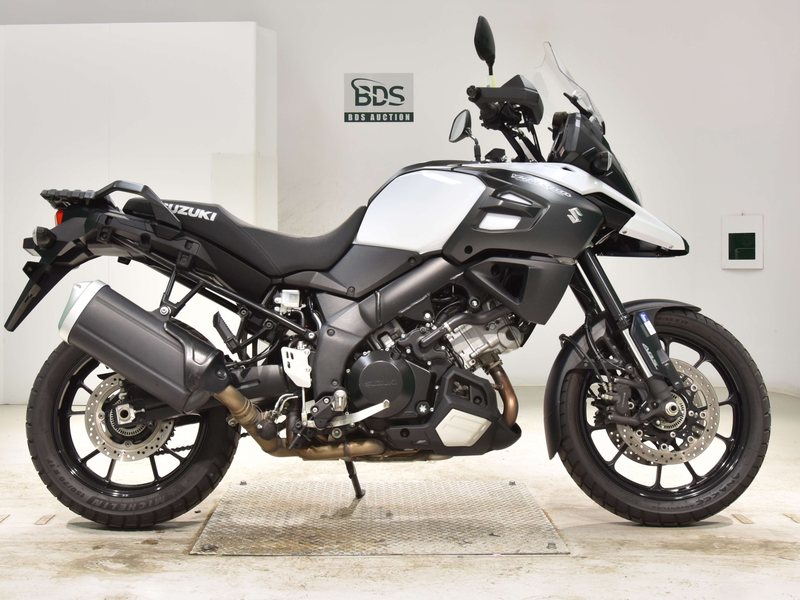 Купить мотоцикл Suzuki V-STROM1000A DL1000A ABS 2019 фото 2