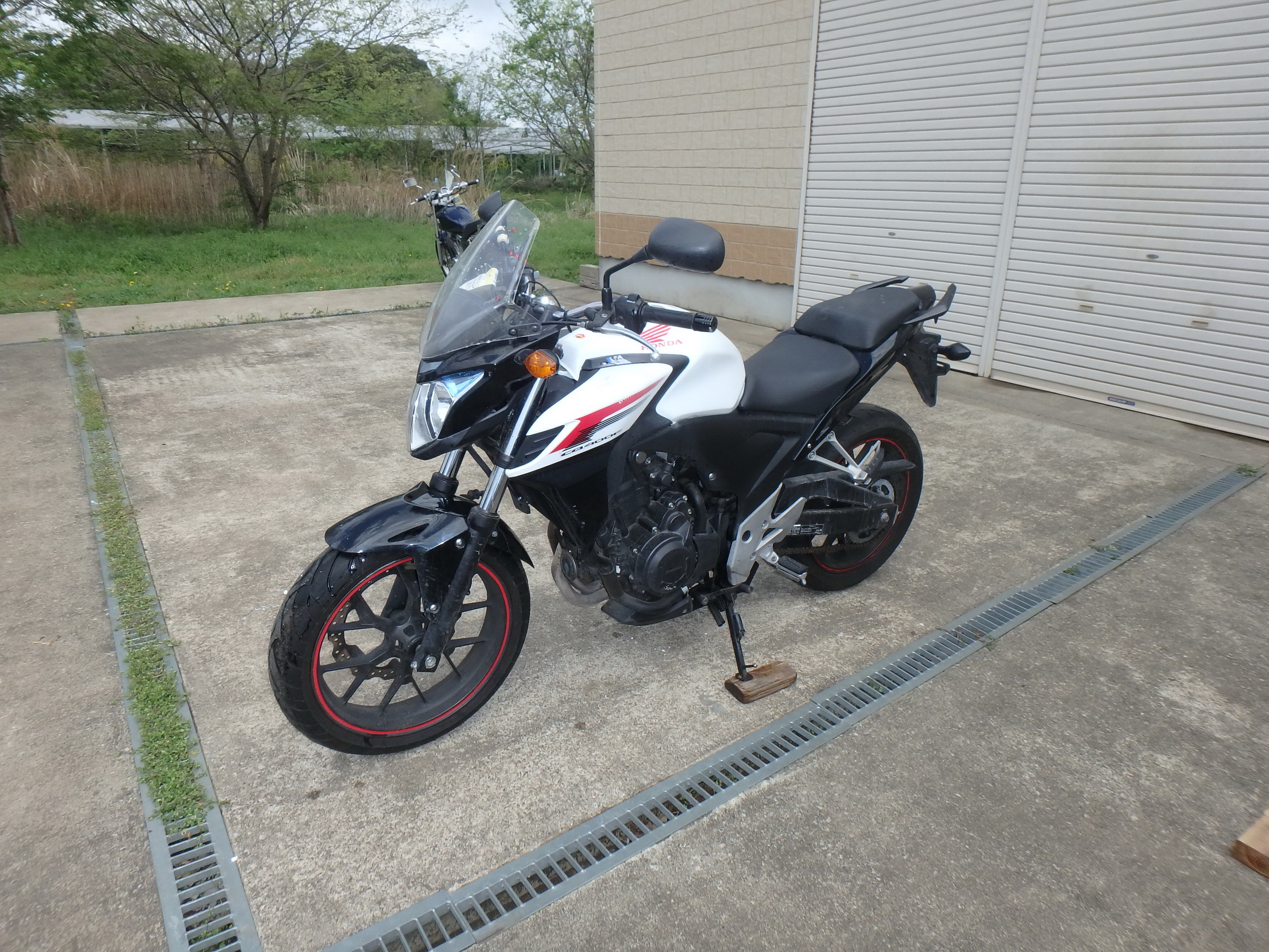 Купить мотоцикл Honda CB400F 2013 фото 13