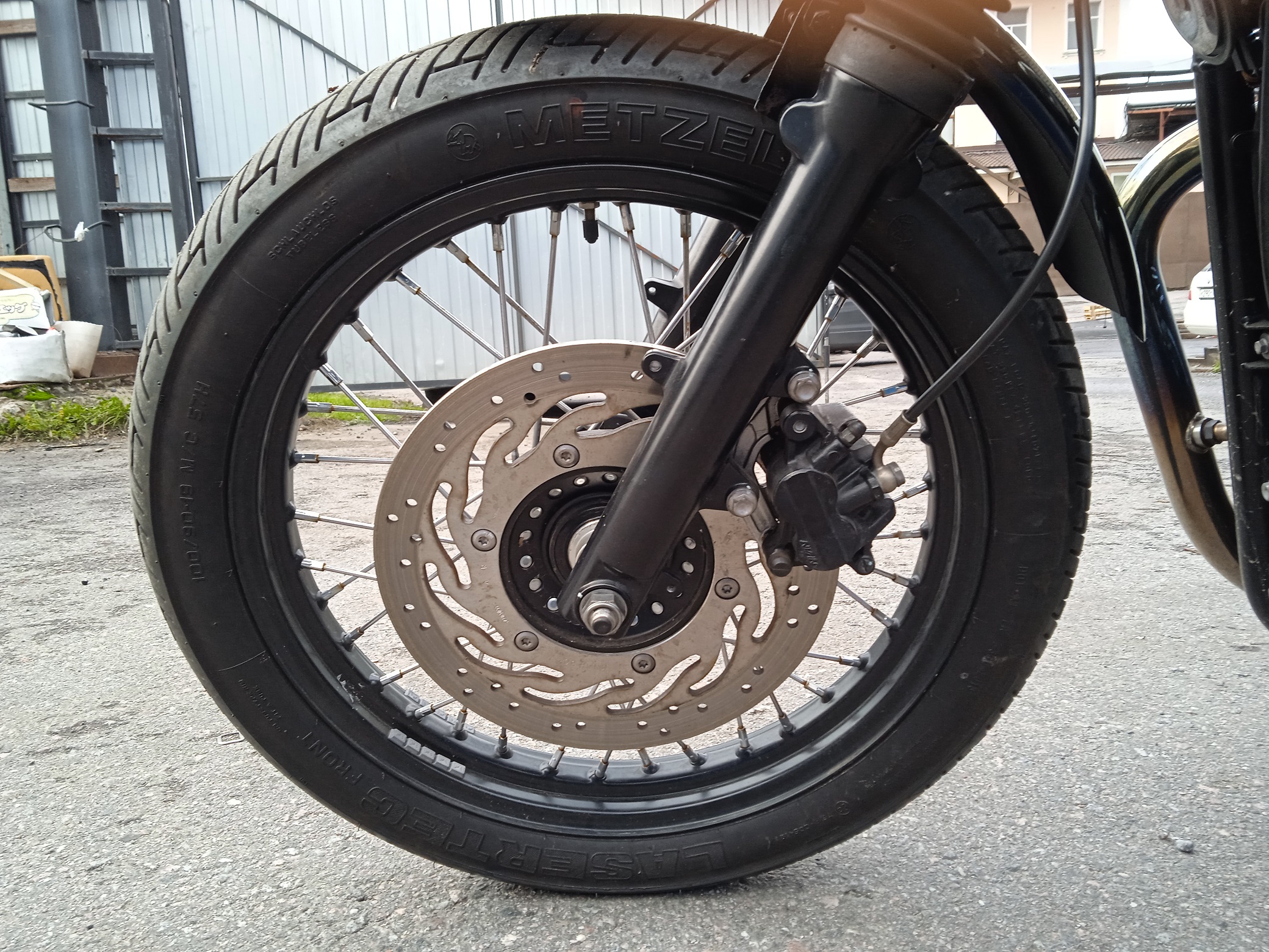 Купить мотоцикл Triumph Bonneville T100 2014 фото 9