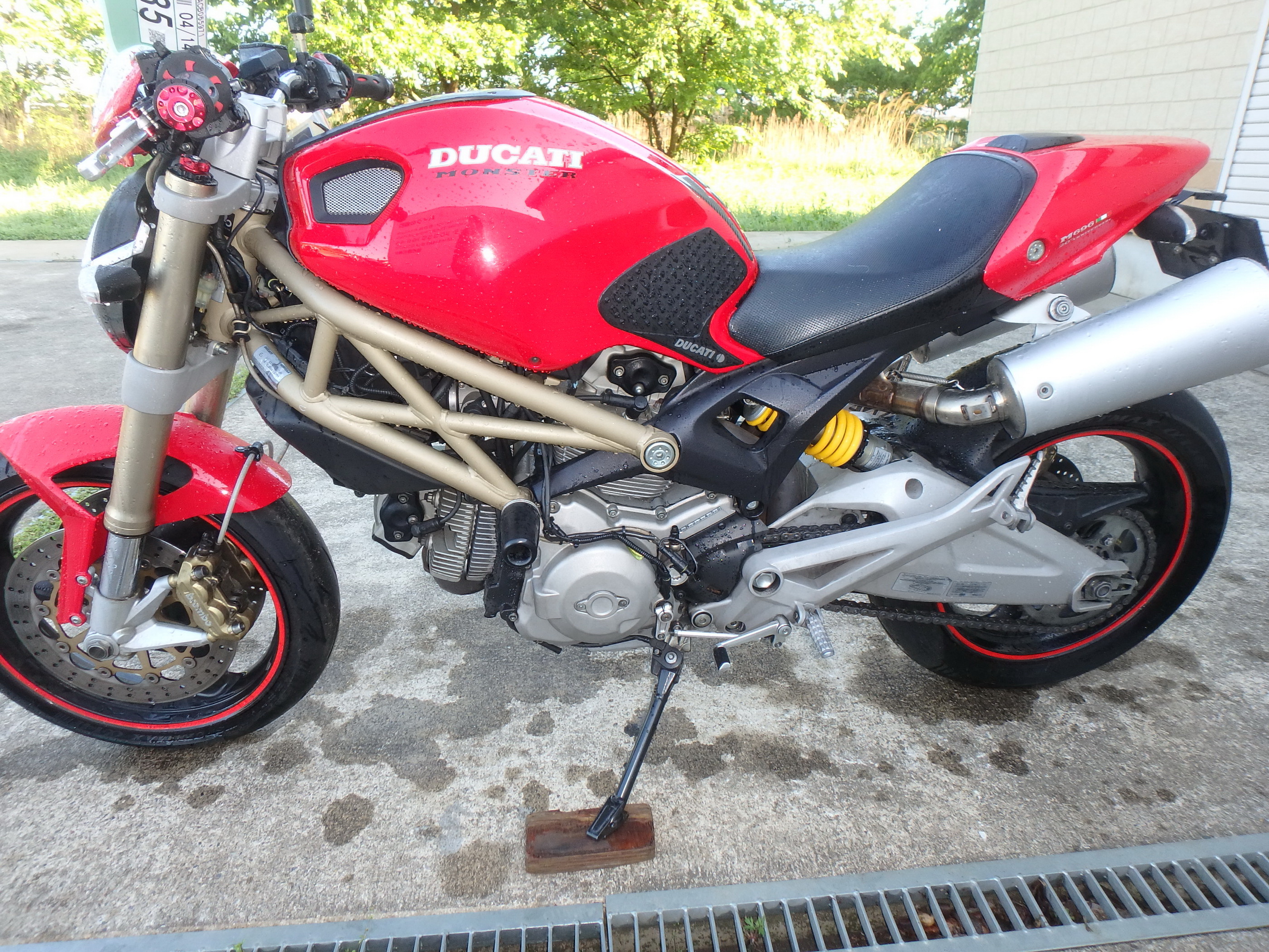 Купить мотоцикл Ducati Monster696 M696 2012 фото 14