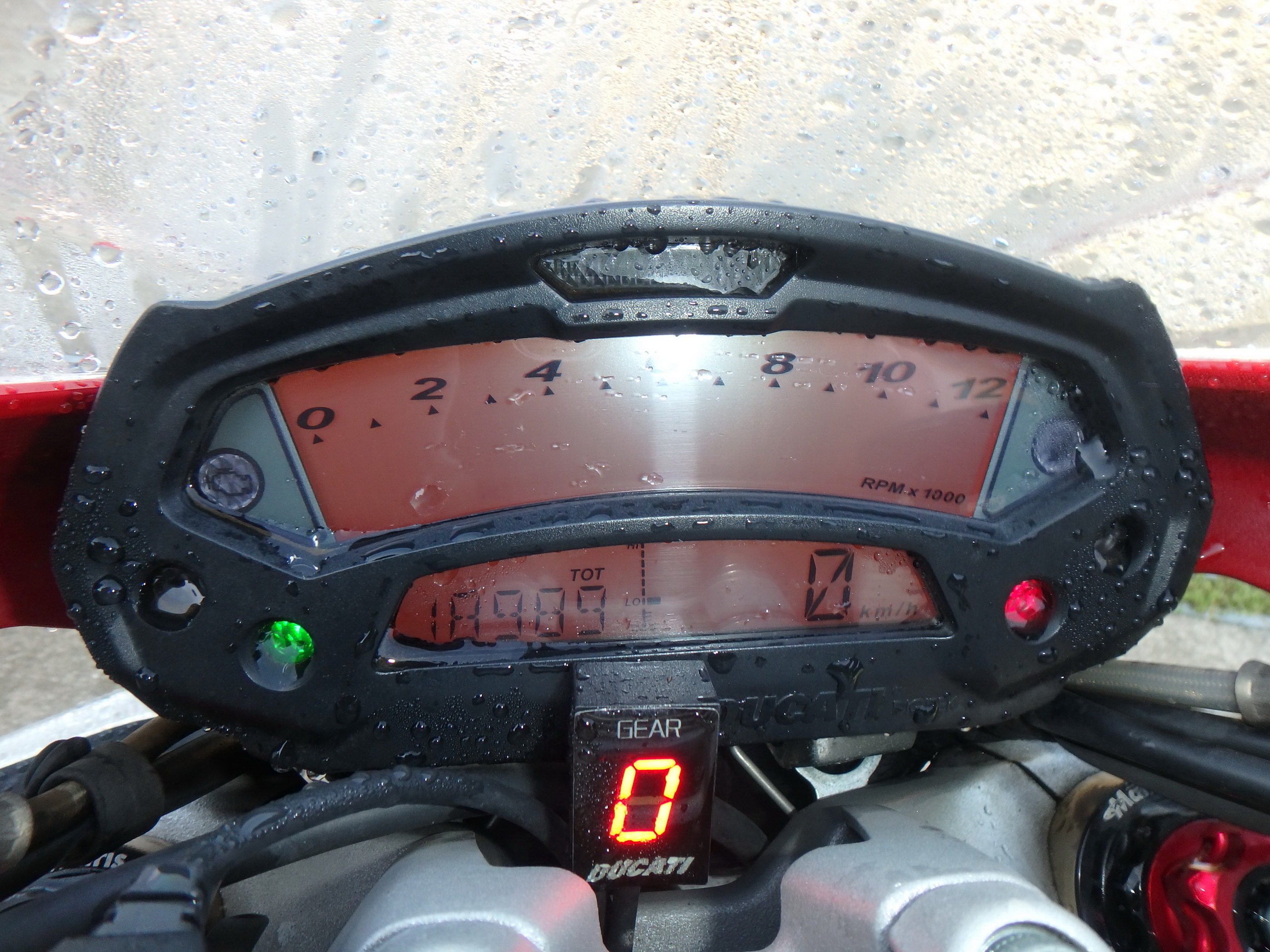 Купить мотоцикл Ducati Monster696 M696 2012 фото 19
